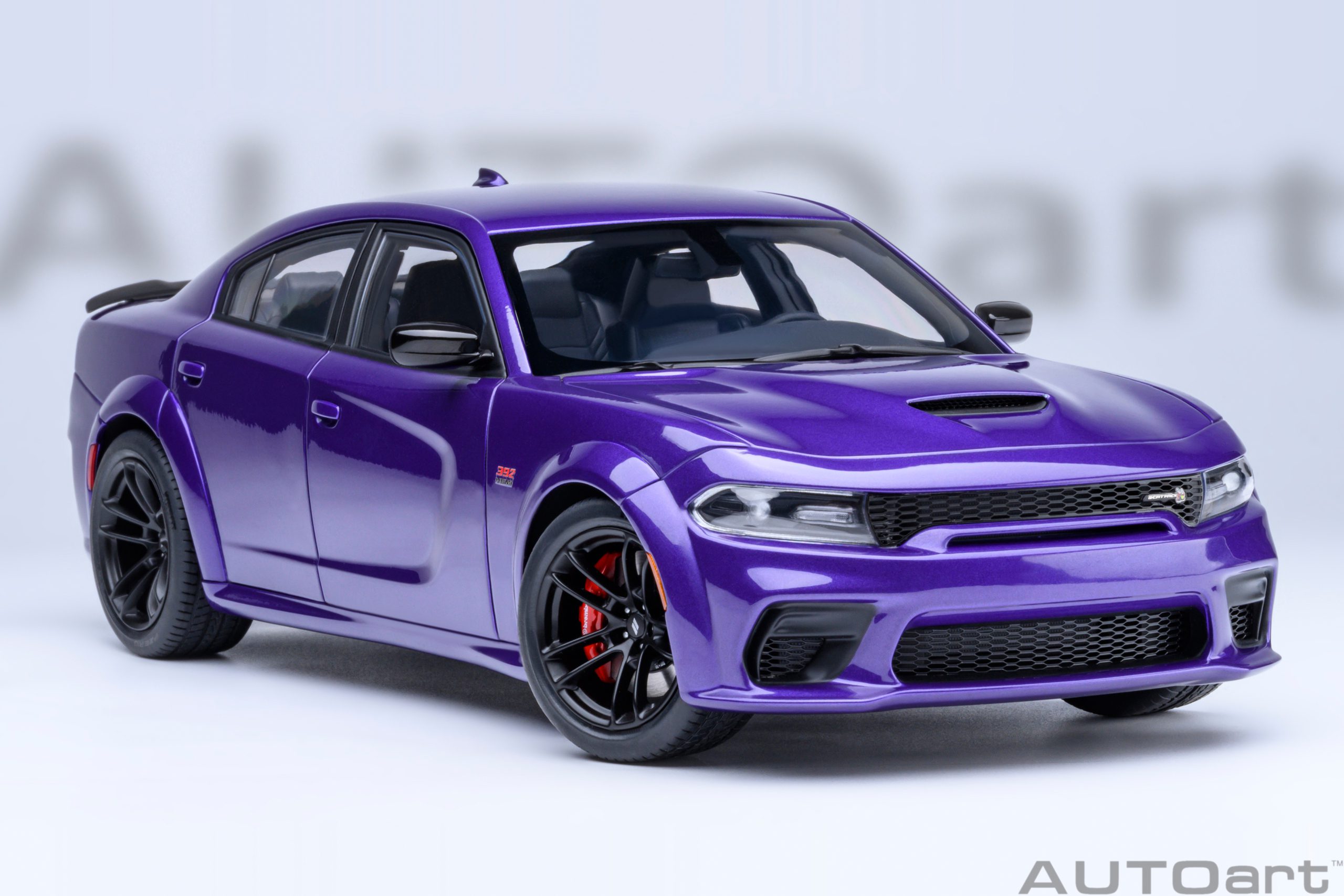 AUTOart Dodge Charger Scat Pack Widebody 1:18 - Plum Crazy - Image 18