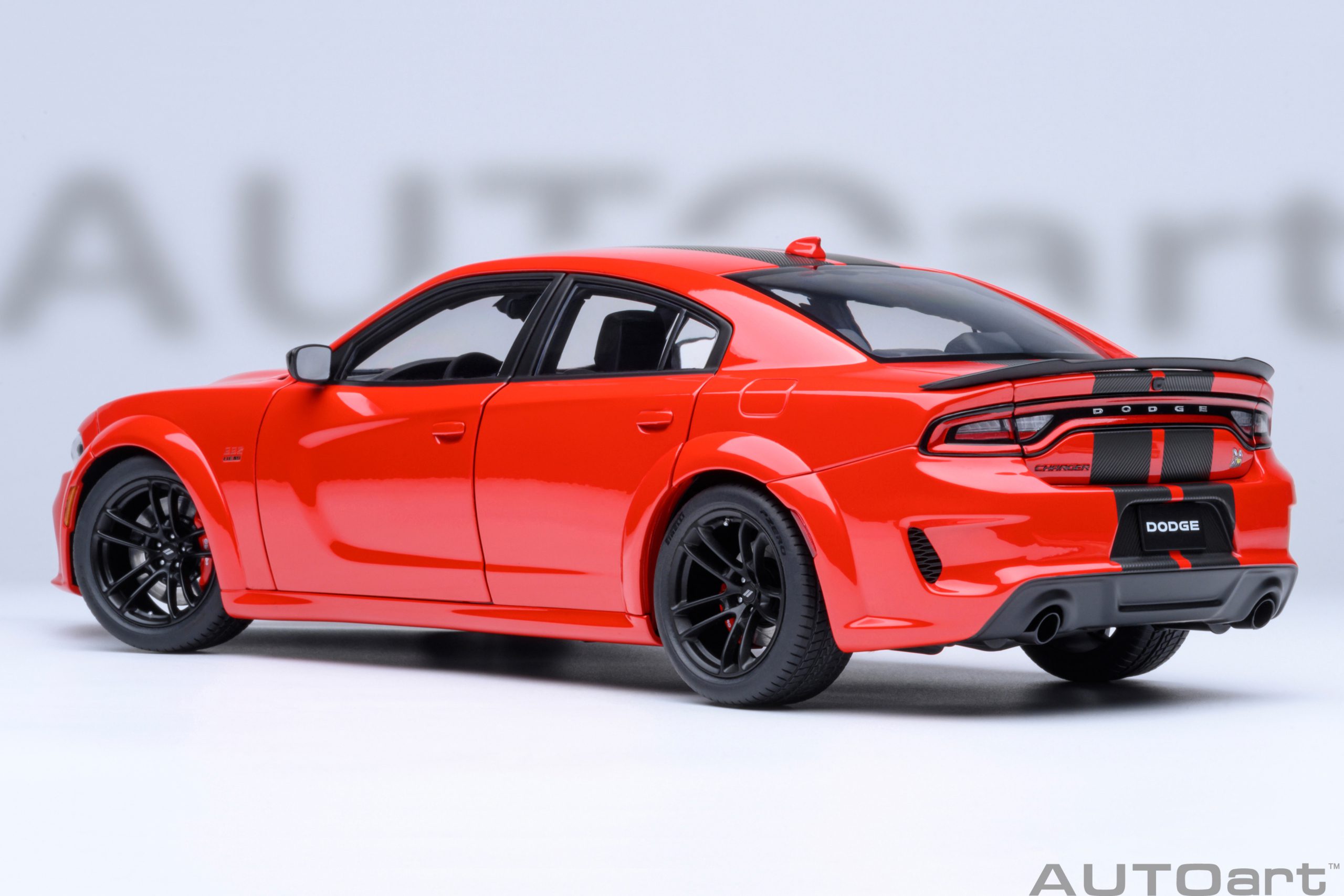 AUTOart Dodge Charger Scat Pack Widebody 1:18 - TorRed - Imagen 2