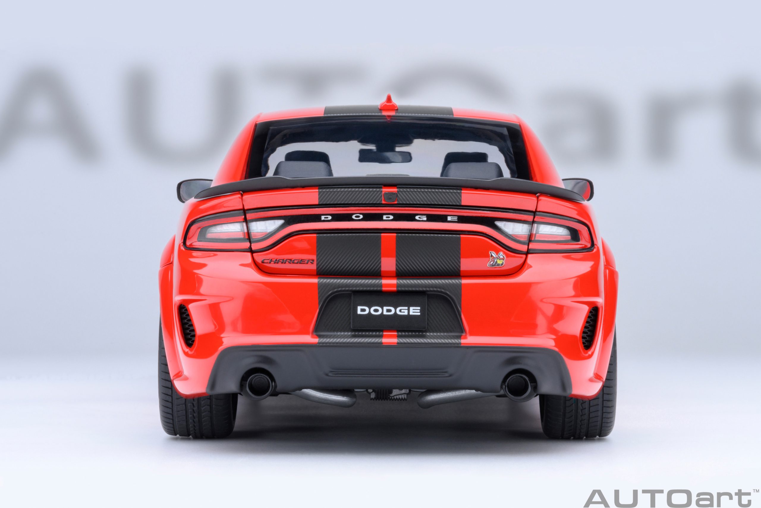 AUTOart Dodge Charger Scat Pack Widebody 1:18 - TorRed - Imagen 6