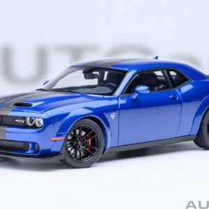 AUTOart Dodge Challenger SRT Jailbreak 2022 1:18 - Azul Índigo