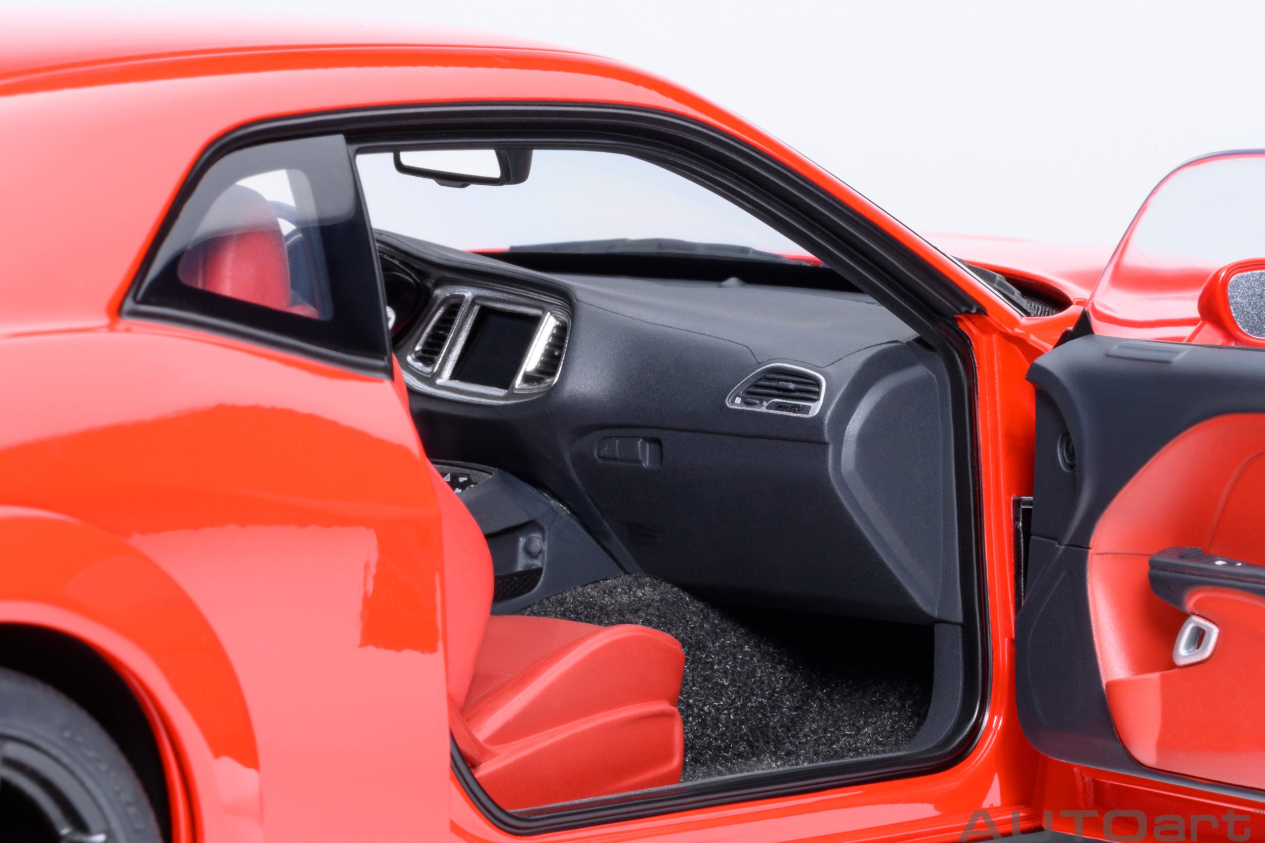 AUTOart Dodge Challenger SRT Jailbreak 2022 1:18 - TorRed - Imagen 10