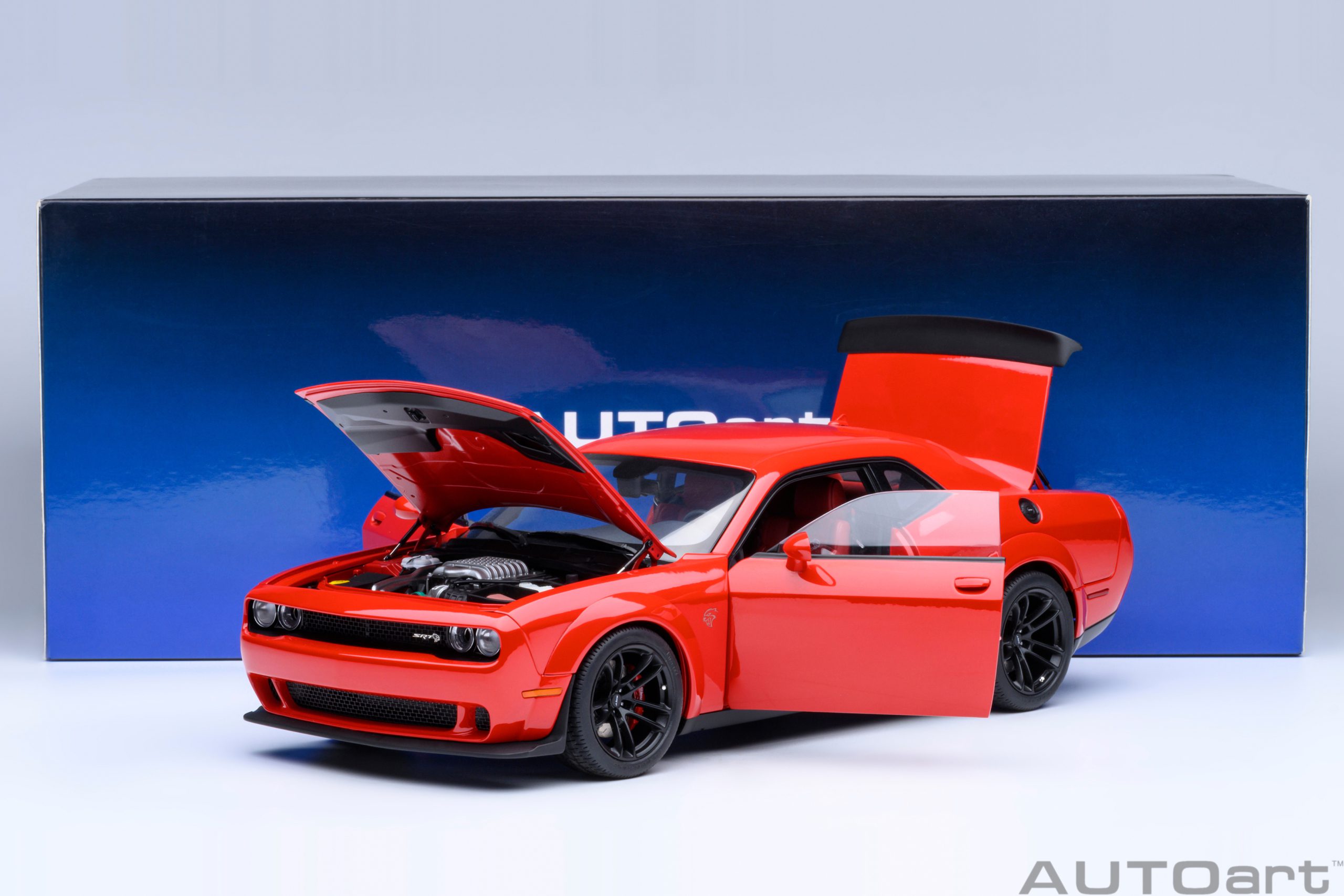 AUTOart Dodge Challenger SRT Jailbreak 2022 1:18 - TorRed - Imagen 21
