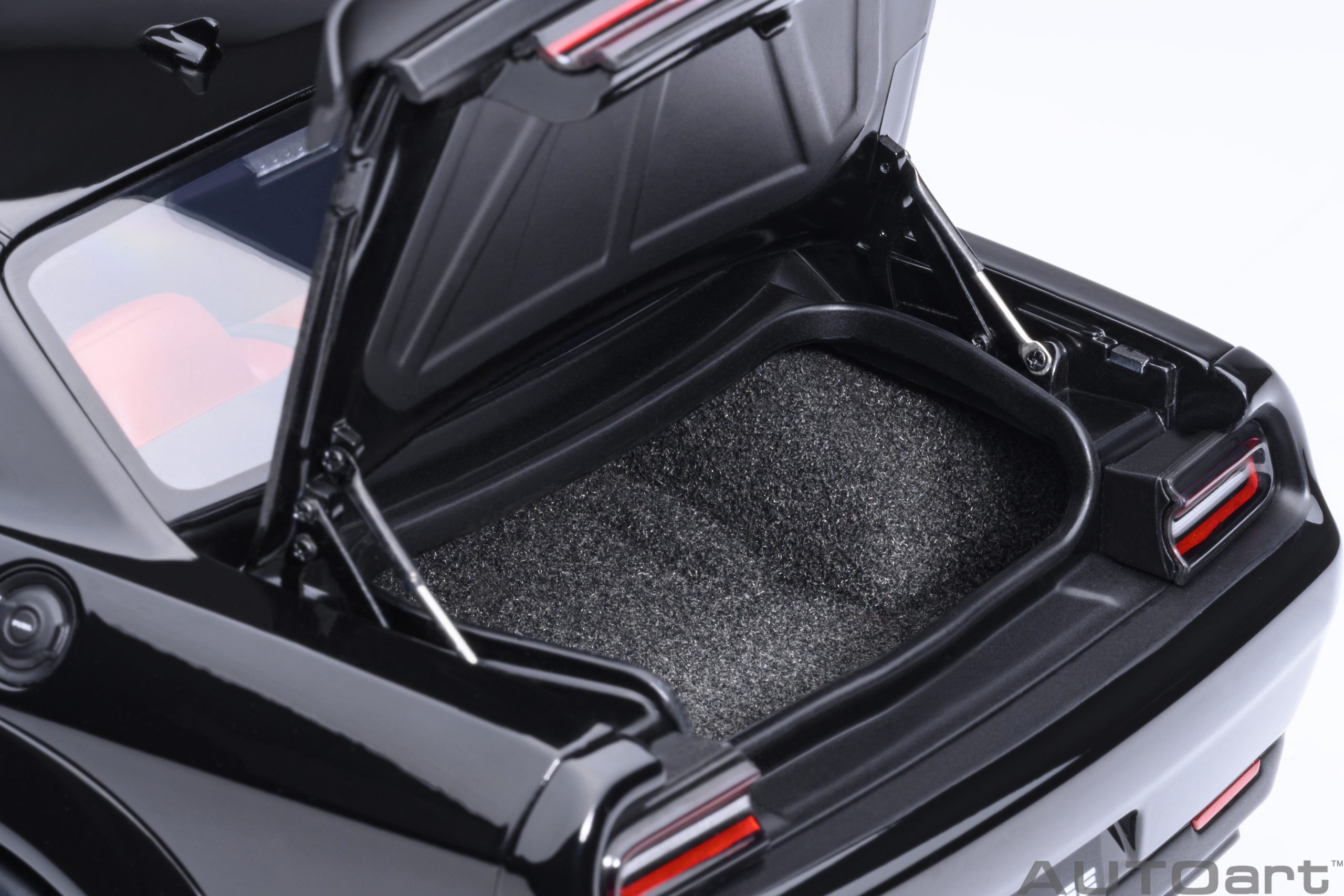 AUTOart Dodge Challenger SRT Super Stock 2023 1:18 - Pitch Black - Immagine 13