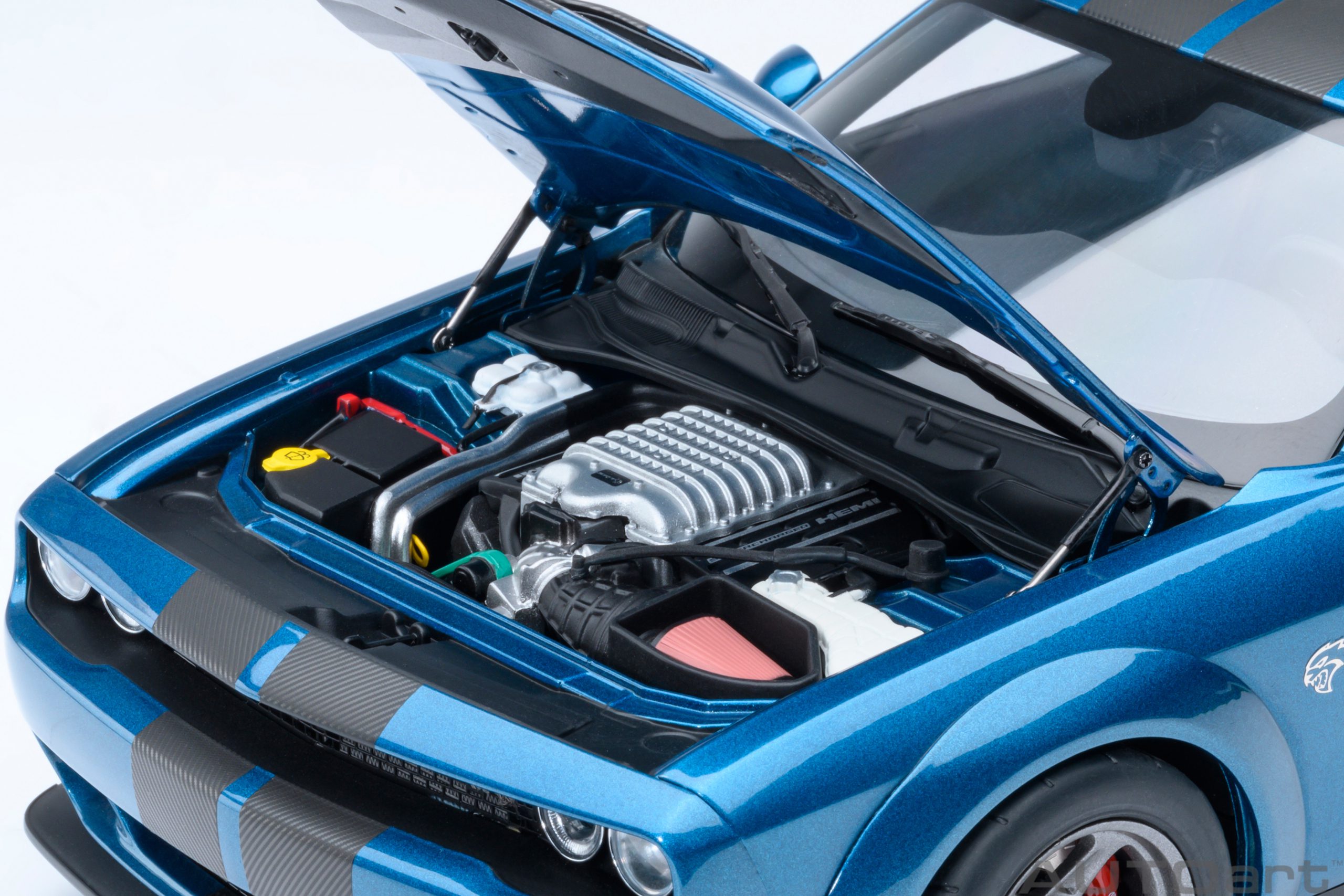 AUTOart Dodge Challenger SRT Super Stock 2023 1:18 - Frostbite - Image 11