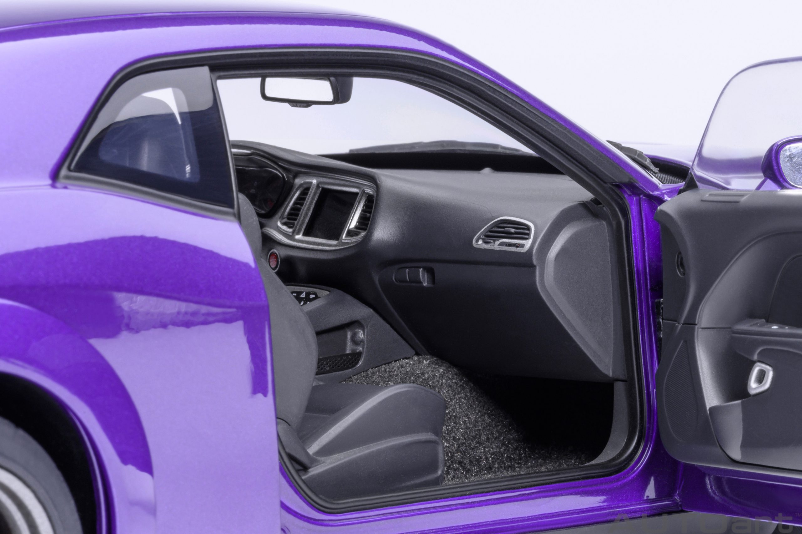 AUTOart Dodge Challenger SRT Super Stock 2023 1:18 - Plum Crazy - Image 10