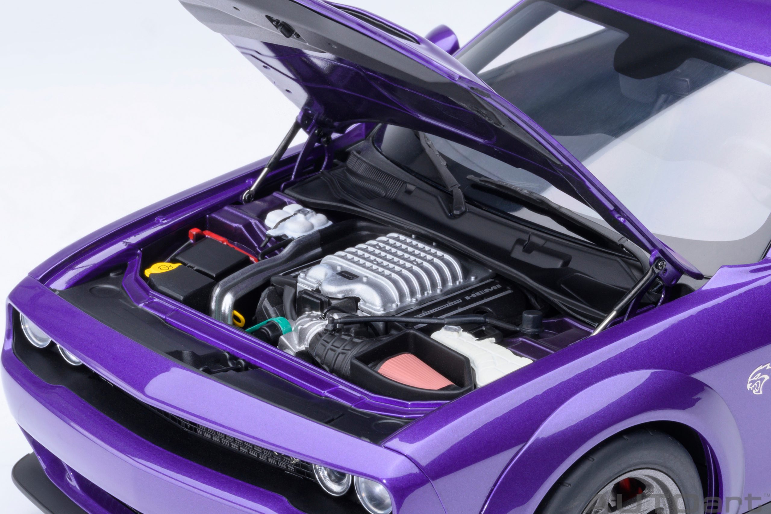 AUTOart Dodge Challenger SRT Super Stock 2023 1:18 - Plum Crazy - Image 11