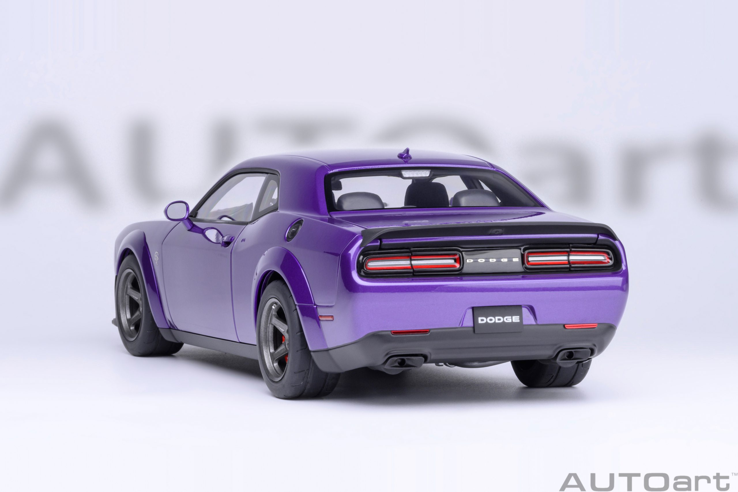 AUTOart Dodge Challenger SRT Super Stock 2023 1:18 - Plum Crazy - Image 20