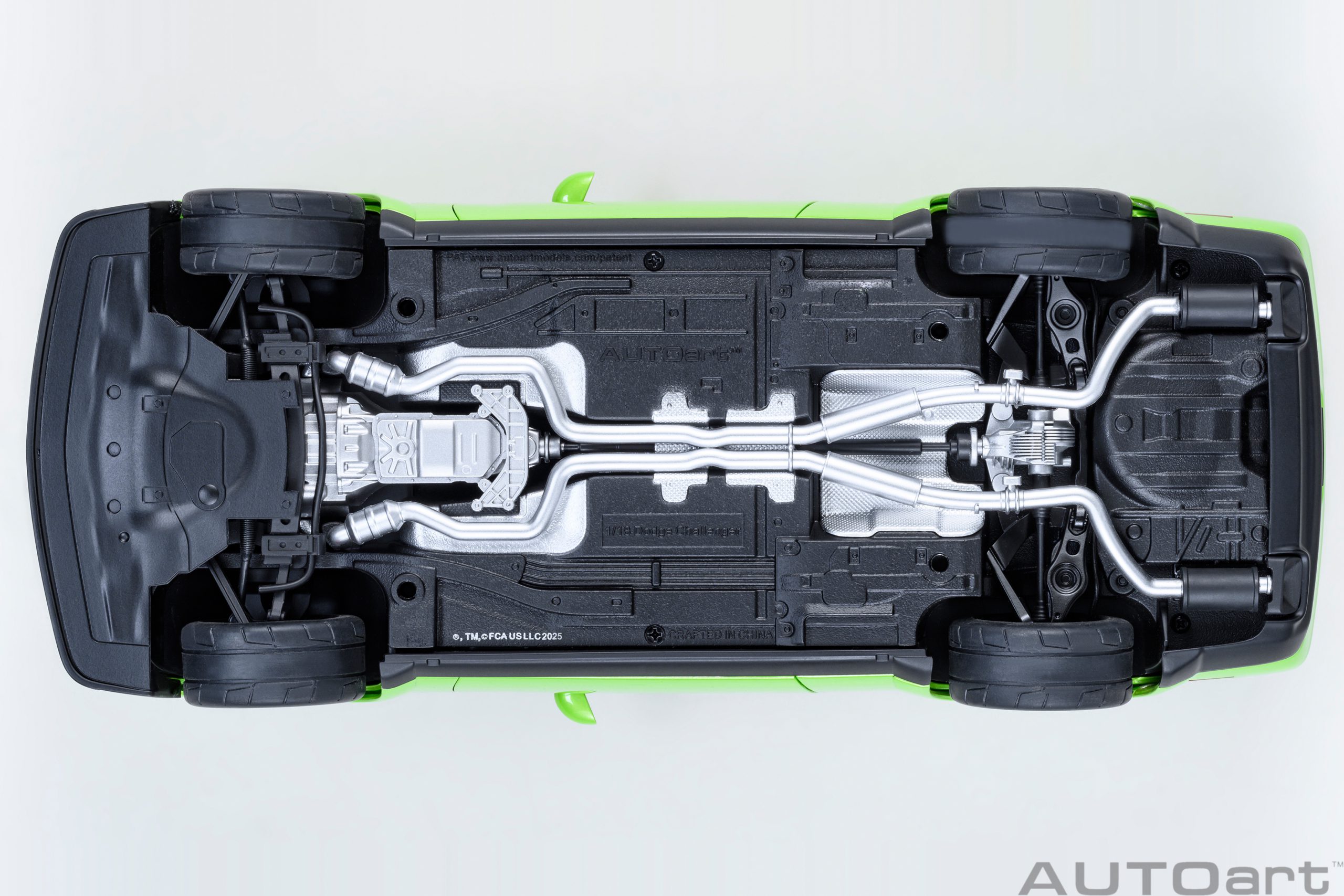 AUTOart Dodge Challenger SRT Super Stock 2023 1:18 - Sublime Green - Image 8