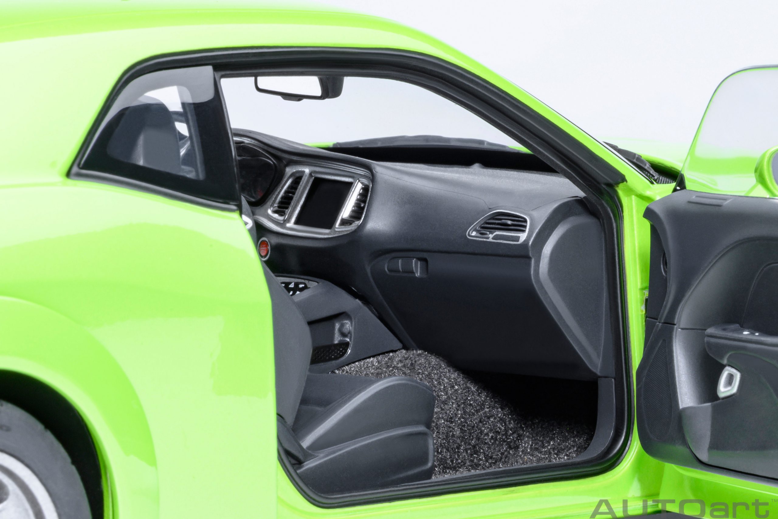 AUTOart Dodge Challenger SRT Super Stock 2023 1:18 - Sublime Green - Image 10