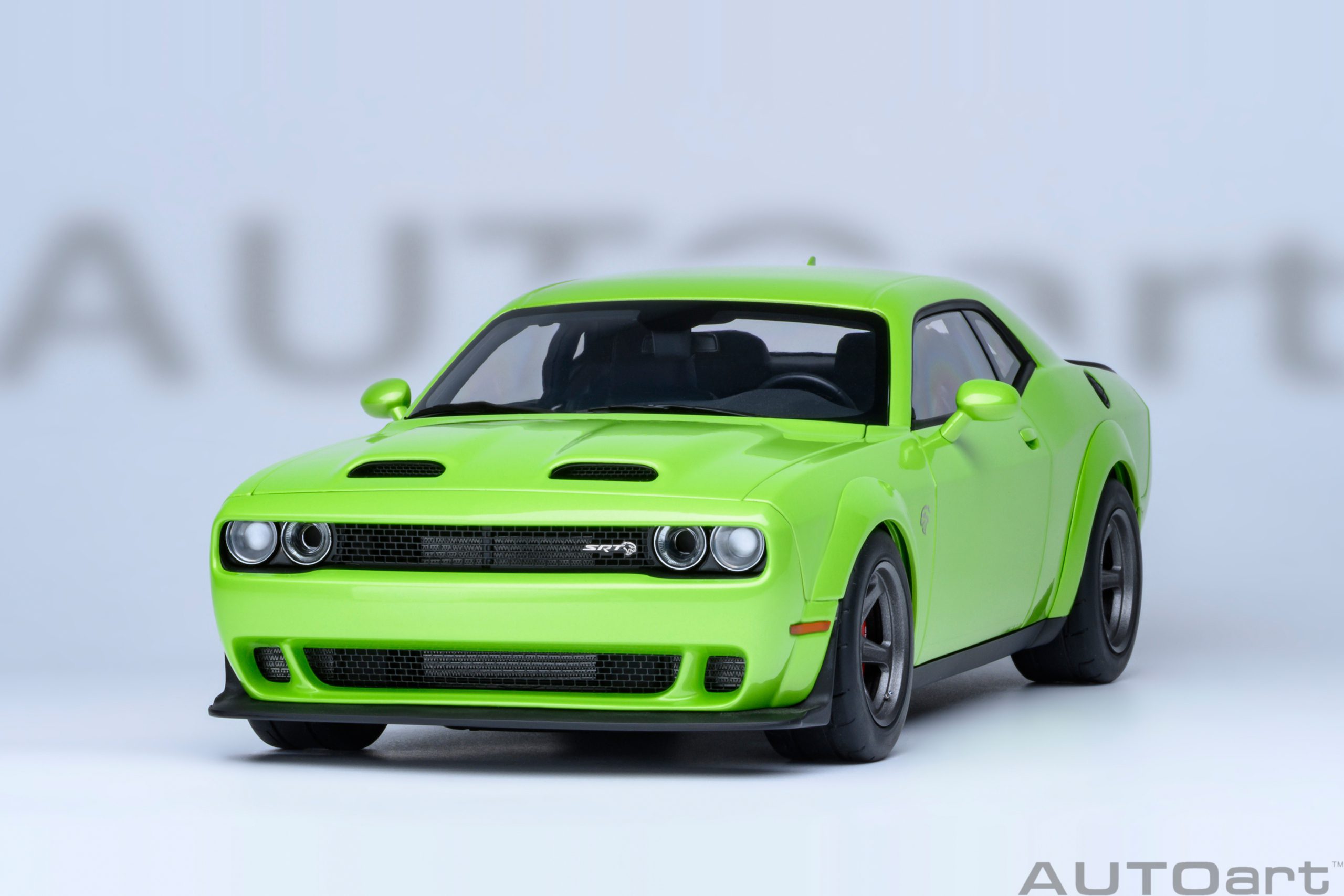 AUTOart Dodge Challenger SRT Super Stock 2023 1:18 - Sublime Green - Image 19