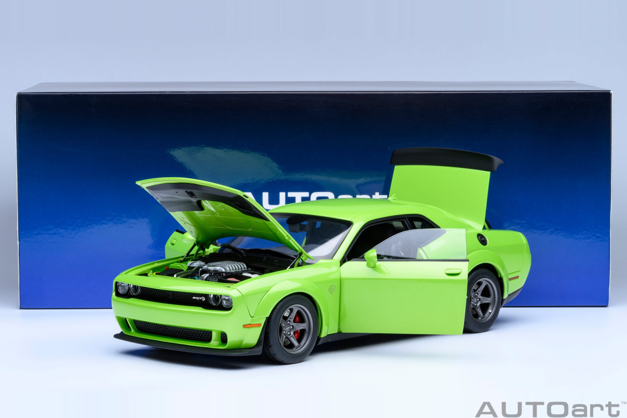 AUTOart Dodge Challenger SRT Super Stock 2023 1:18 - Sublime Green - Image 21