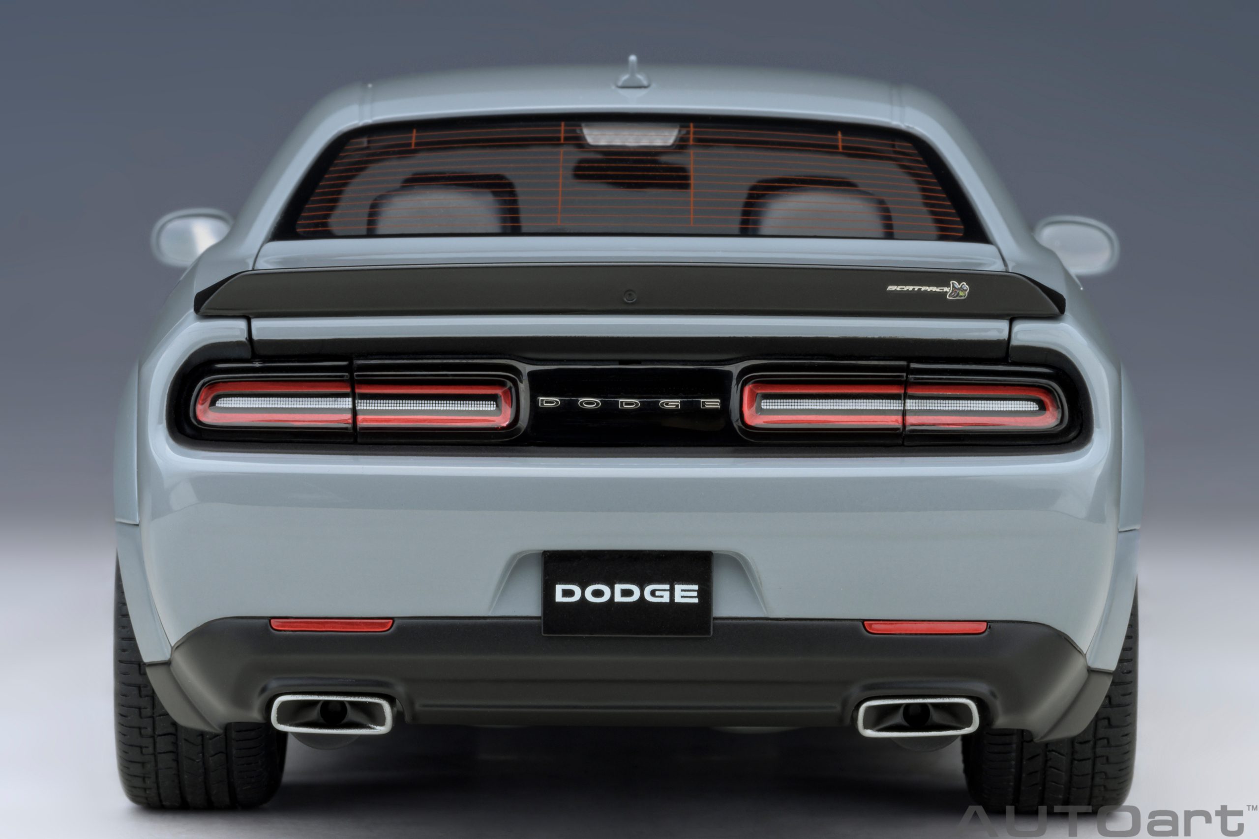 AUTOart Dodge Challenger R/T SCAT PACK SHAKER WIDEBODY 2022 1:18 - Image 6