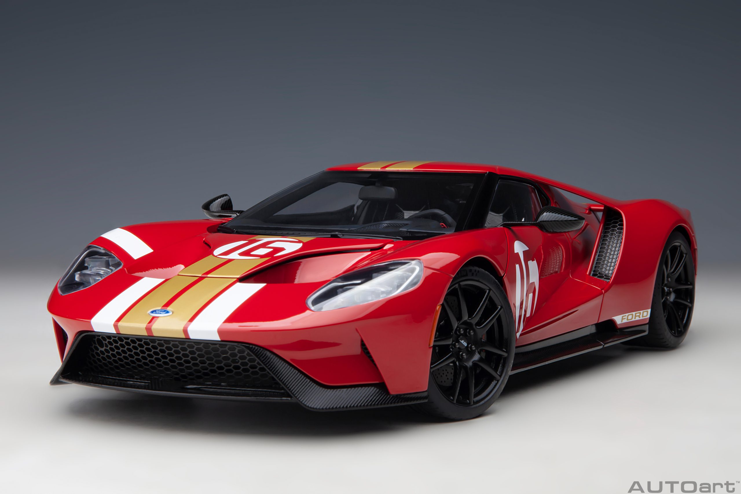 AUTOart Ford GT 2022 '64 Prototype Heritage Edition Alan Mann 1:18 – Bild 18