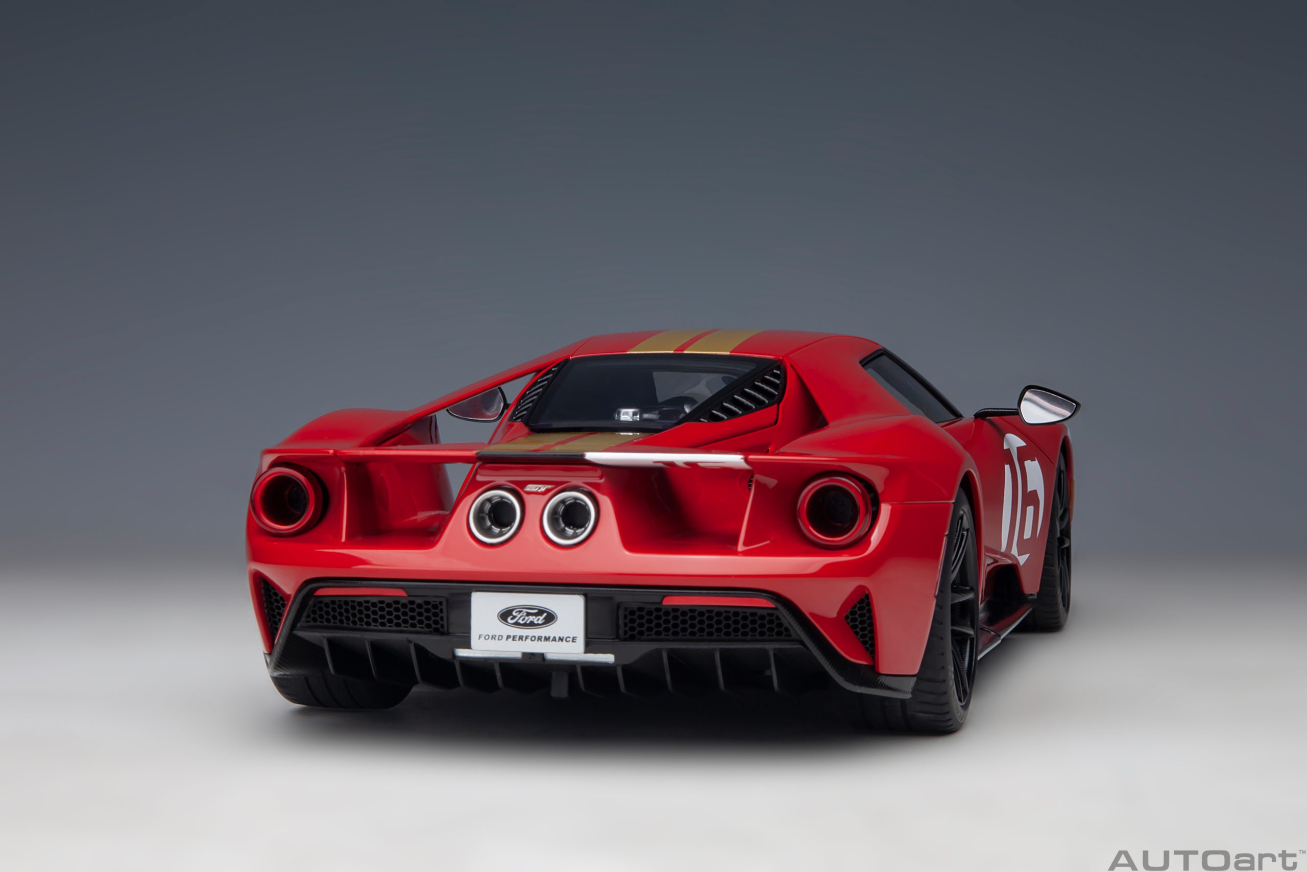 AUTOart Ford GT 2022 '64 Prototype Heritage Edition Alan Mann 1:18 – Bild 21