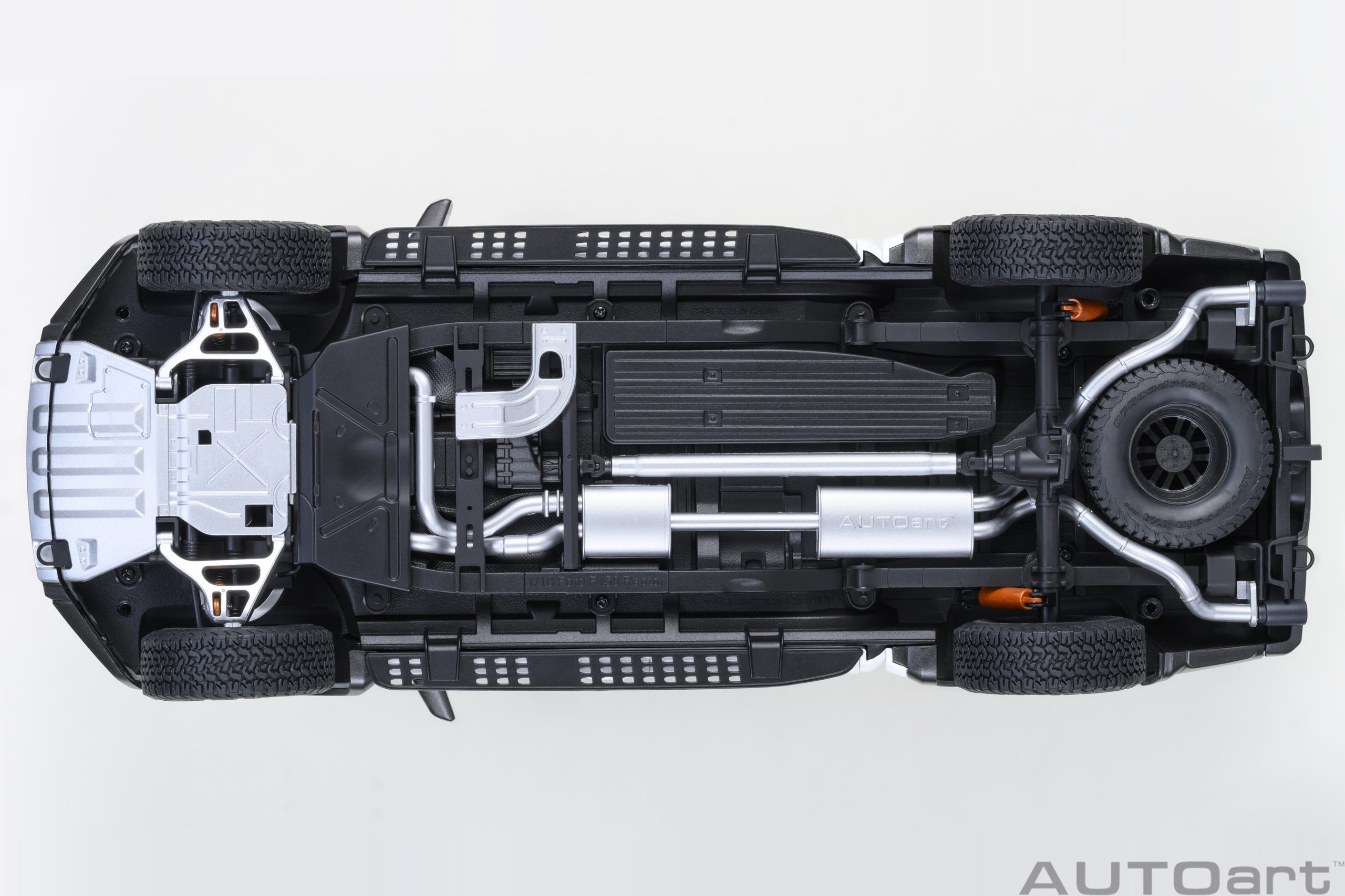 AUTOart Ford F-150 Raptor Supercrew 2019 1:18 - Oxford White - Image 8