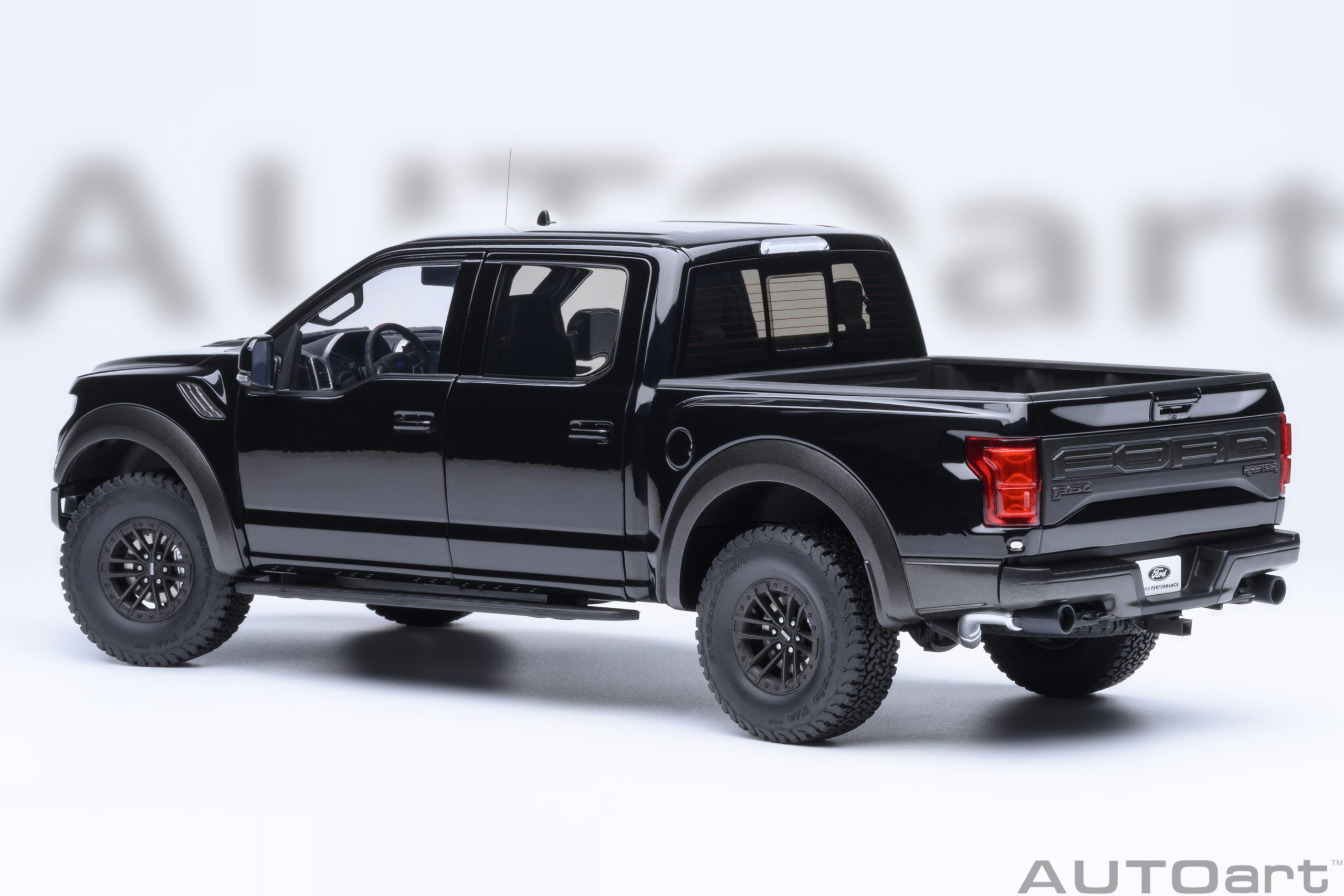 AUTOart Ford F-150 Raptor Supercrew 2019 1:18 - Agate Black - Image 2