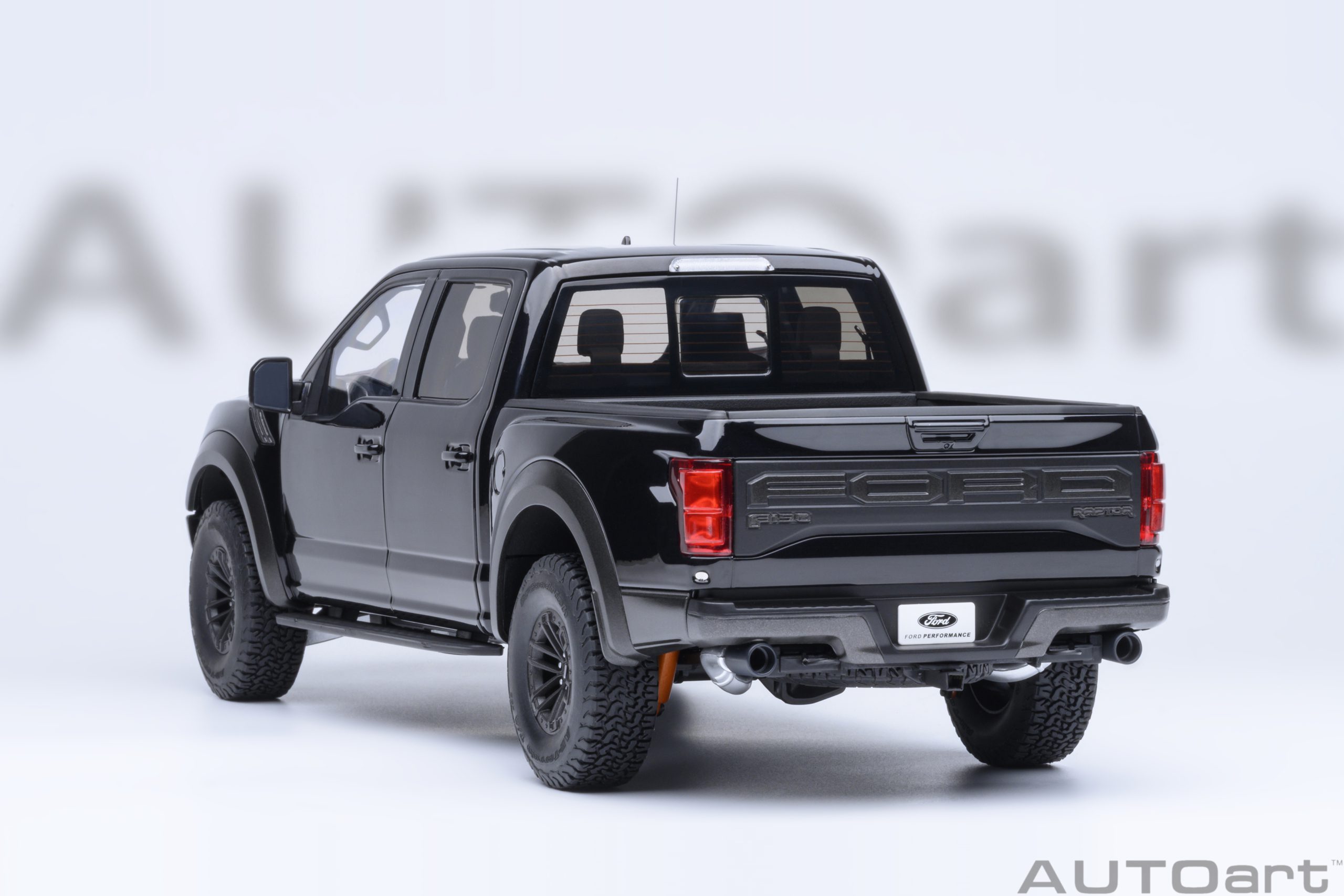 AUTOart Ford F-150 Raptor Supercrew 2019 1:18 - Agate Black - Image 20
