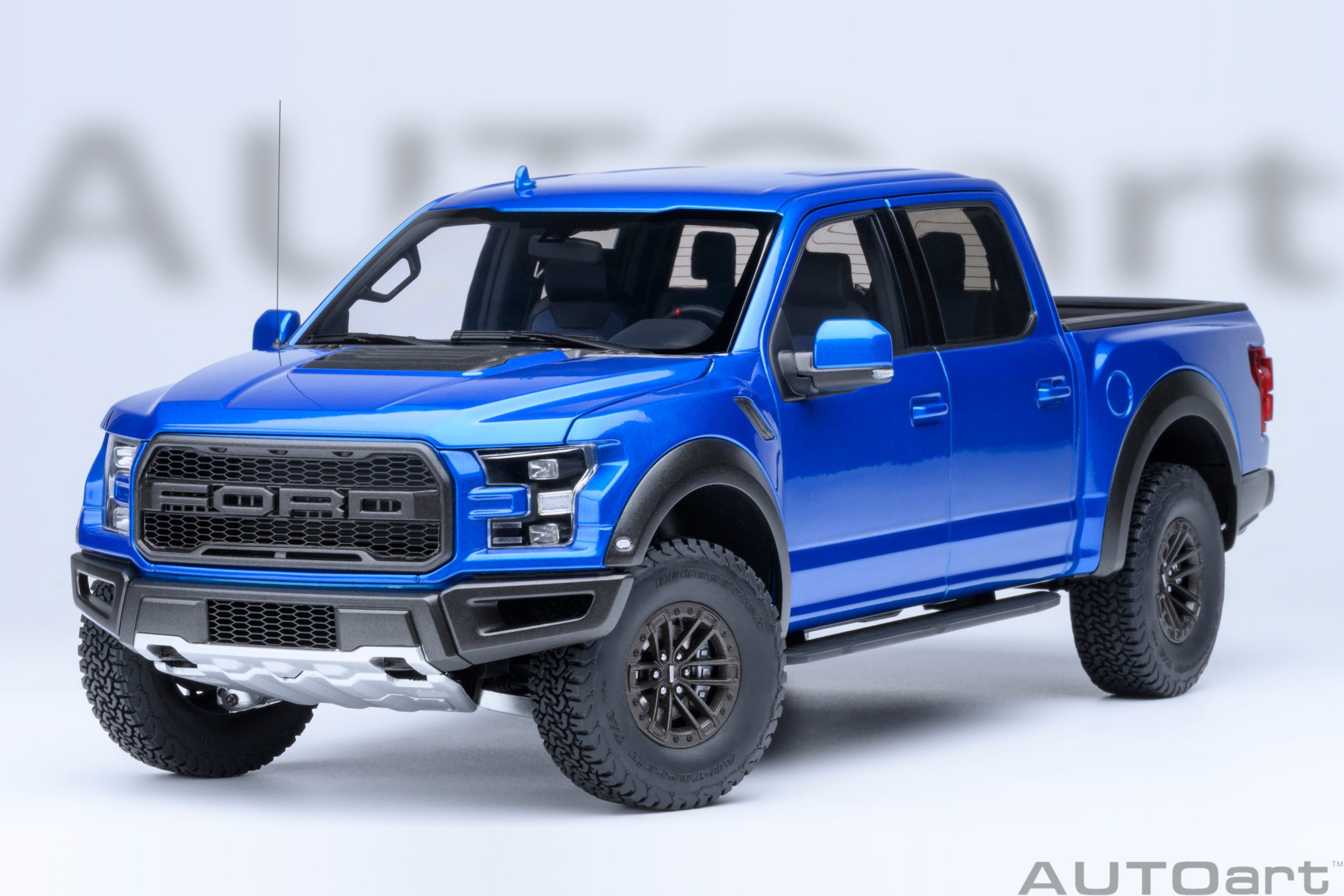 AUTOart Ford F-150 Raptor Supercrew 2019 1:18 - Velocity Blue - Image 17