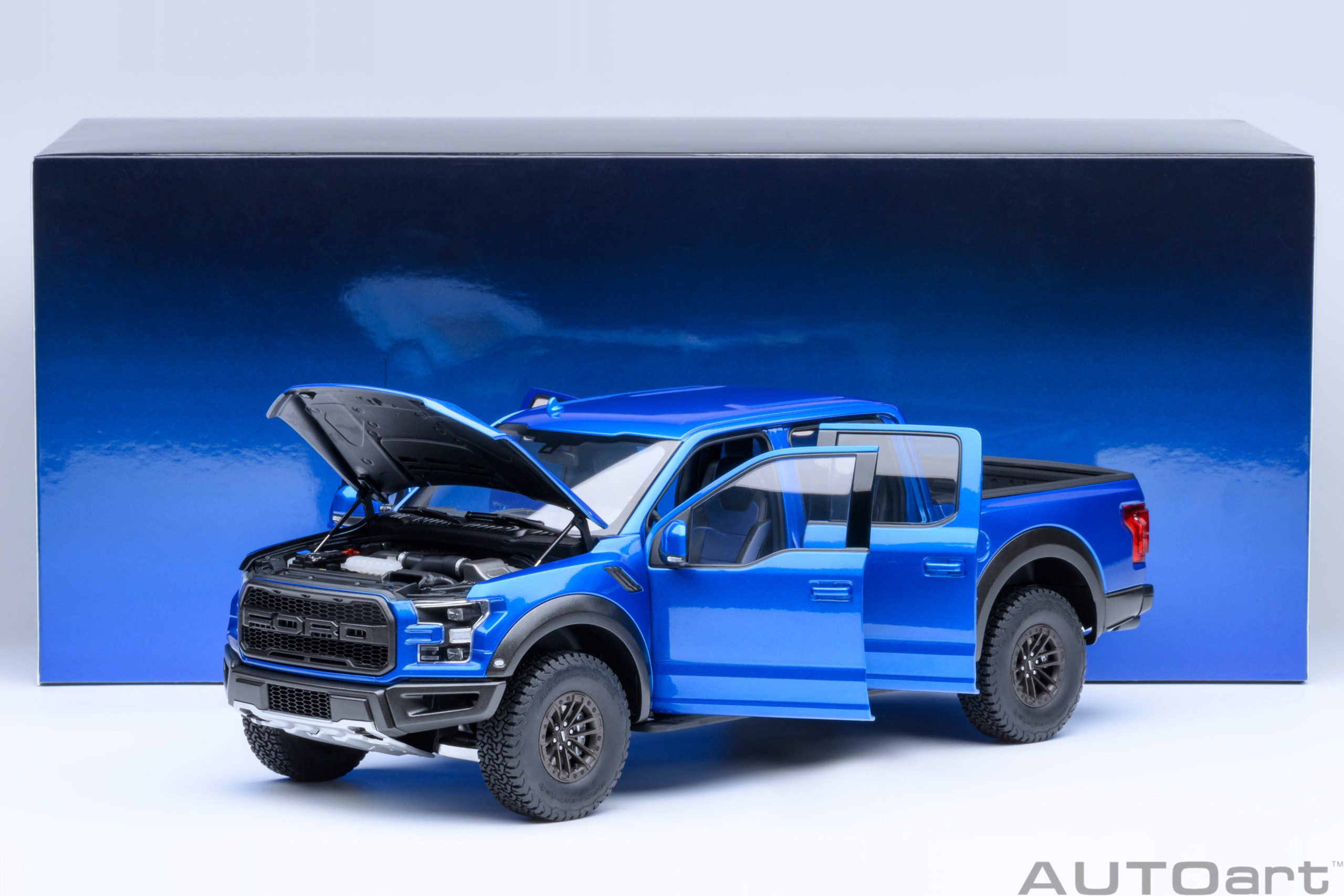 AUTOart Ford F-150 Raptor Supercrew 2019 1:18 - Velocity Blue - Image 21