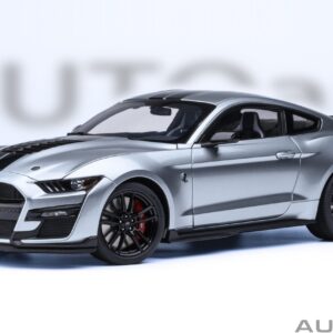 AUTOart Ford Mustang Shelby GT500 1:18 - Iconic Silver