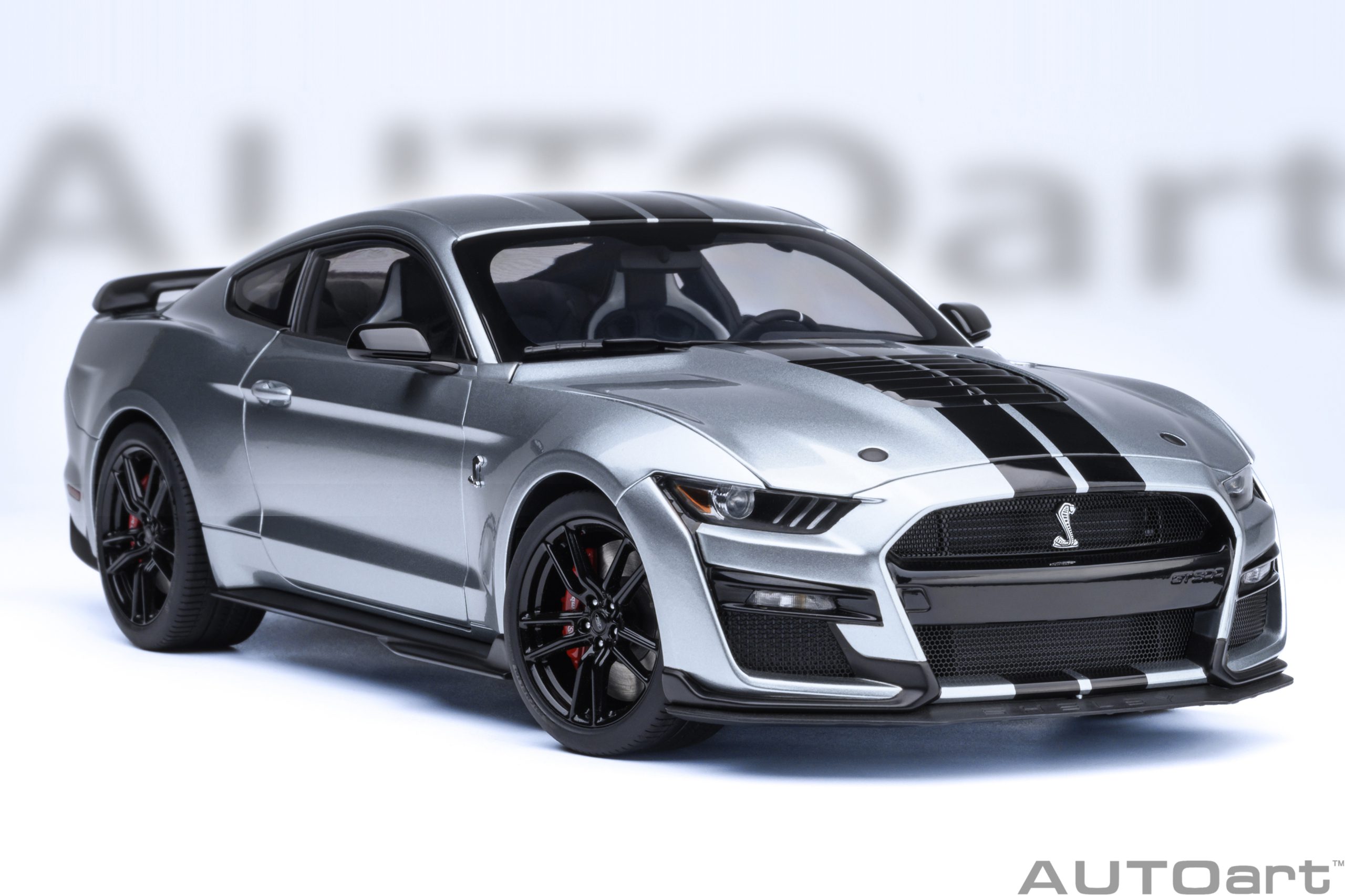 AUTOart Ford Mustang Shelby GT500 1:18 - Iconic Silver - Image 16