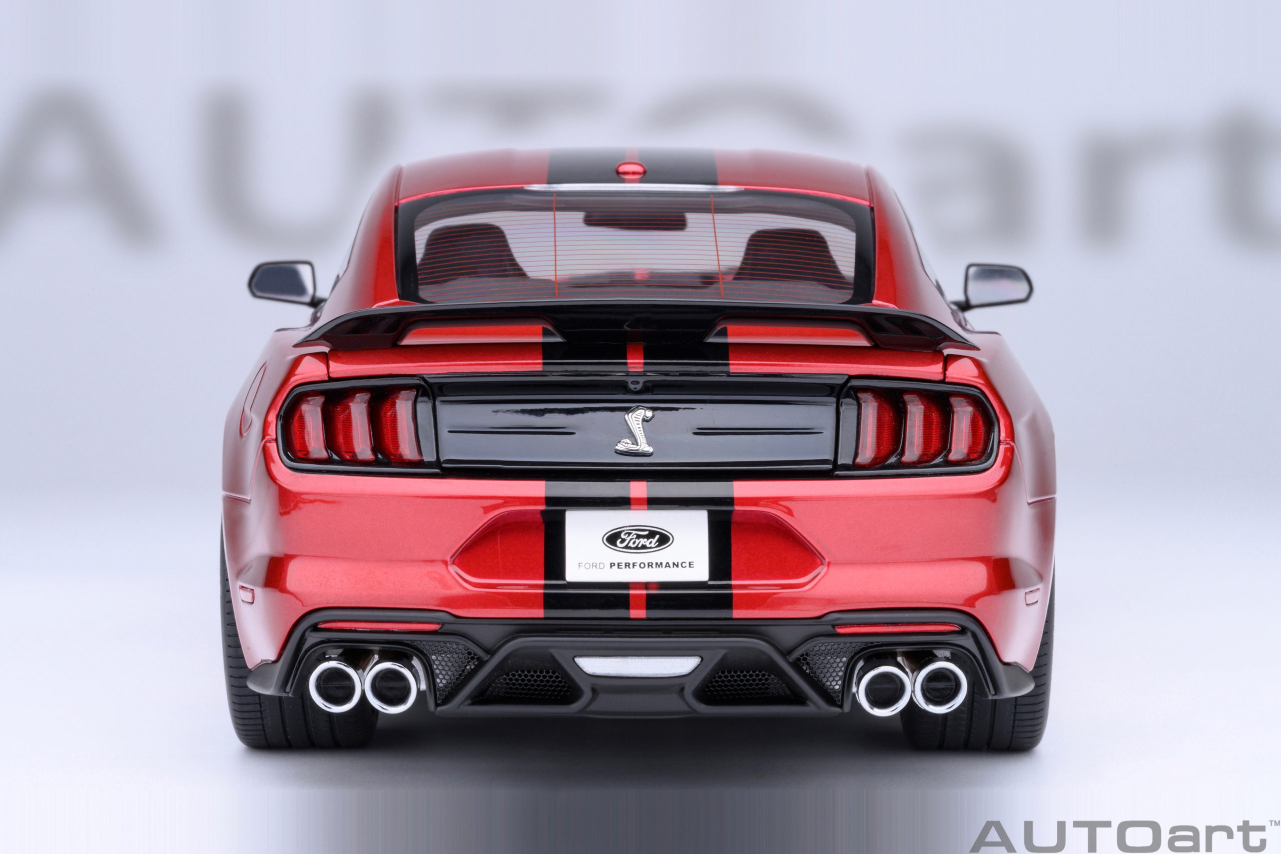 AUTOart Ford Mustang Shelby GT500 1:18 - Rapid Red - Image 6