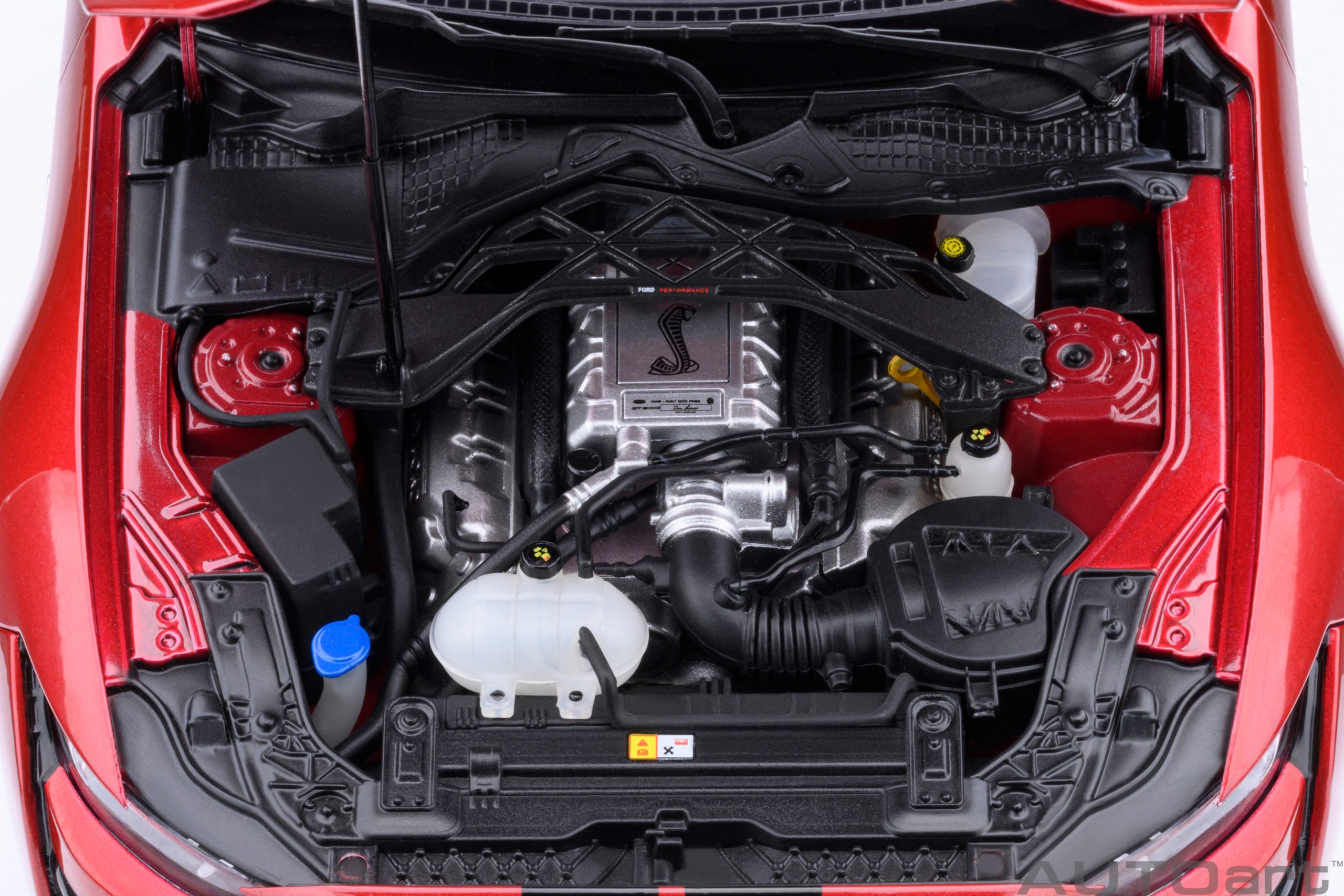 AUTOart Ford Mustang Shelby GT500 1:18 - Rapid Red - Image 12