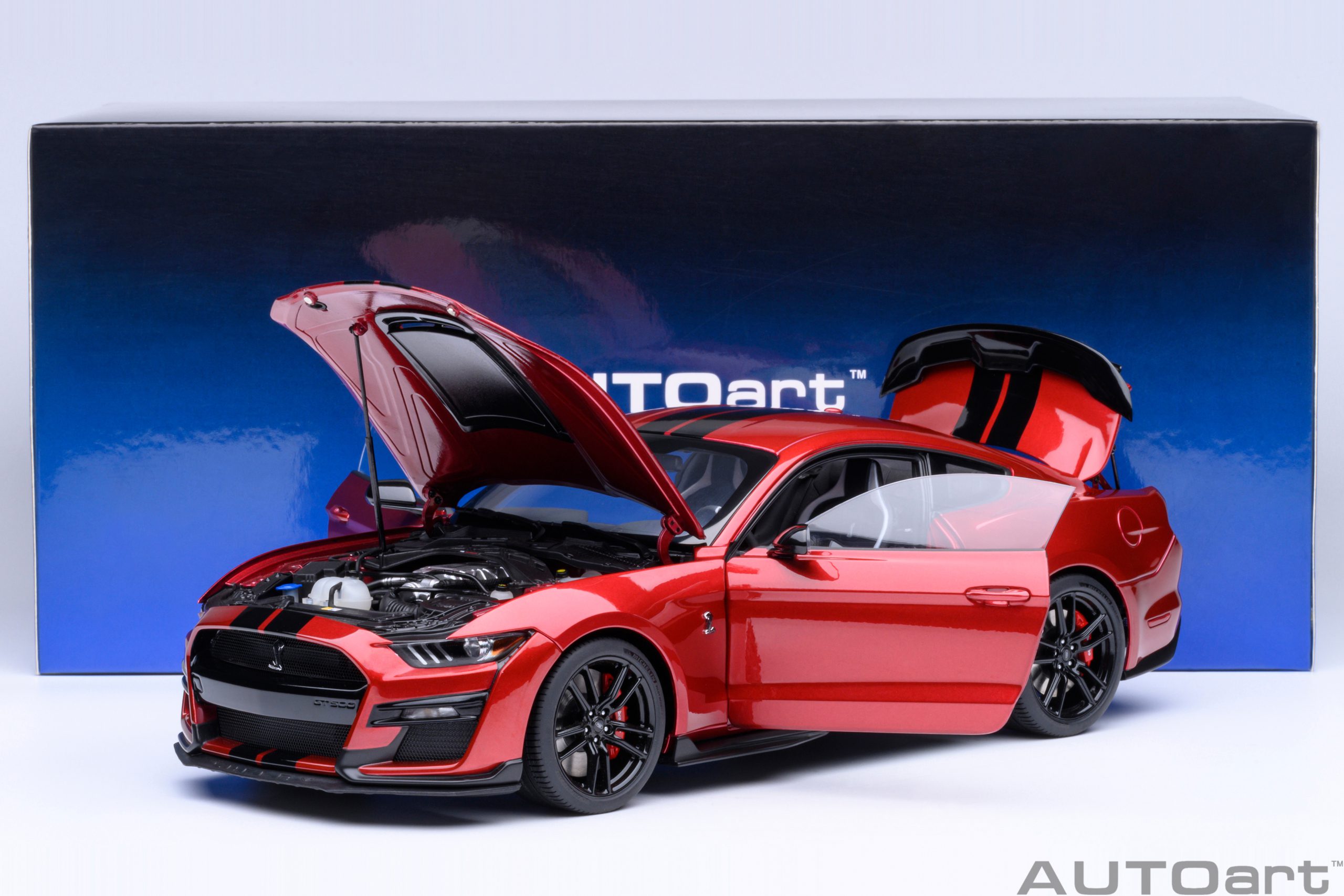 AUTOart Ford Mustang Shelby GT500 1:18 - Rapid Red - Image 21