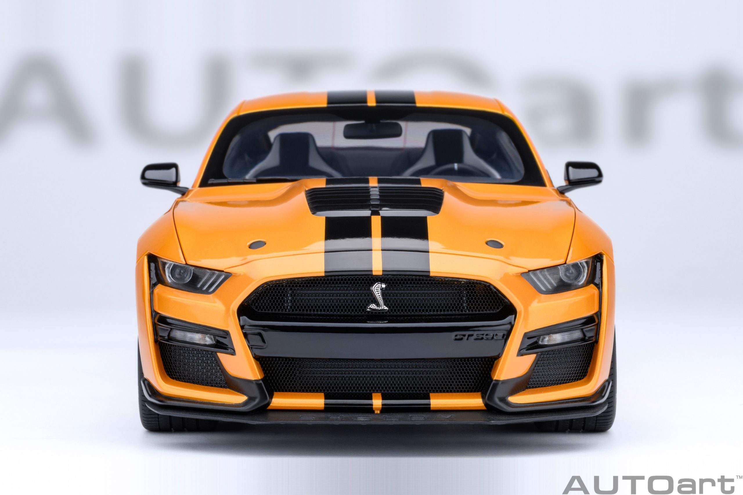 AUTOart Ford Mustang Shelby GT500 1:18 - Cyber Orange - Image 5