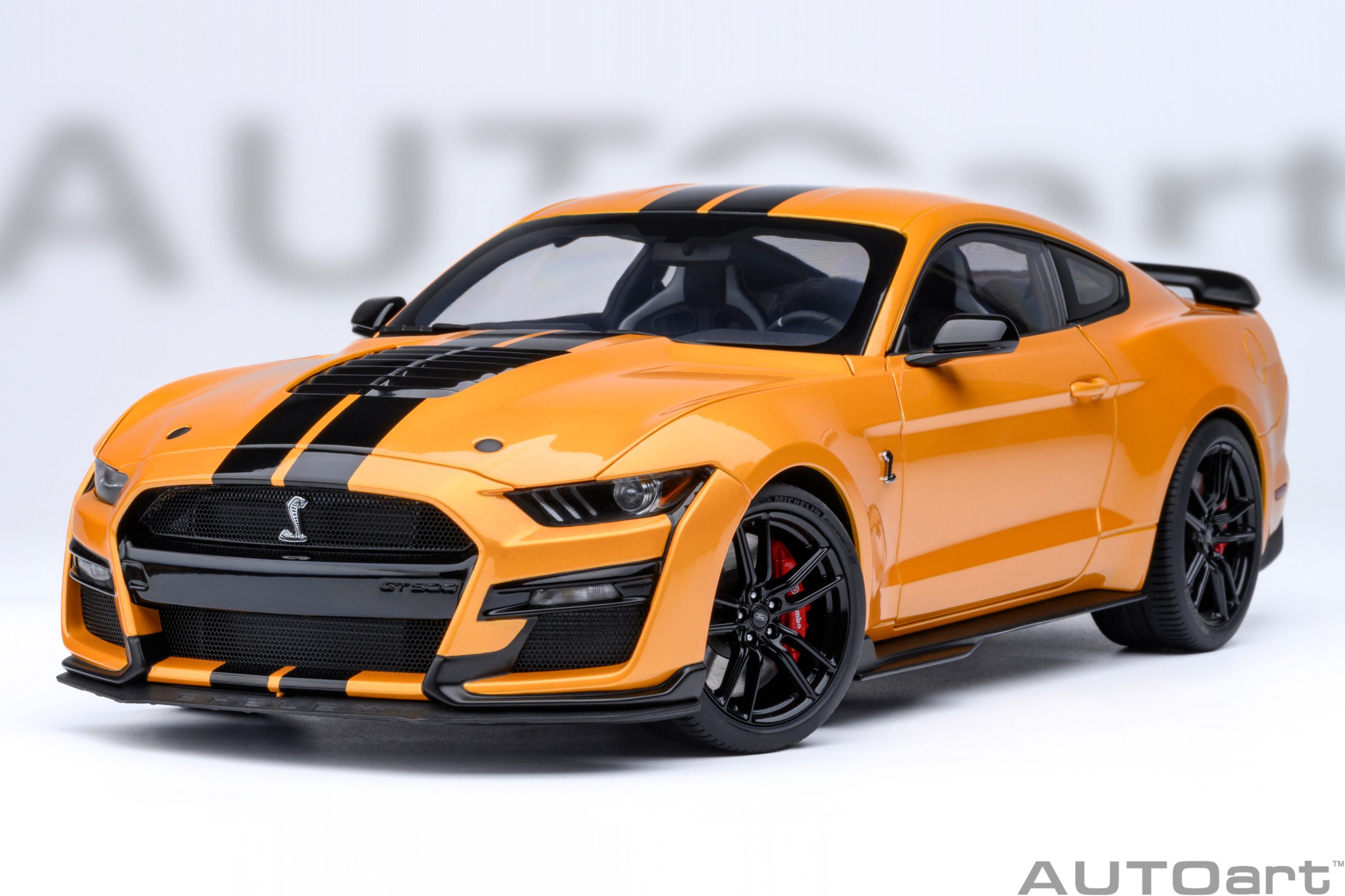 AUTOart Ford Mustang Shelby GT500 1:18 - Cyber Orange - Image 17
