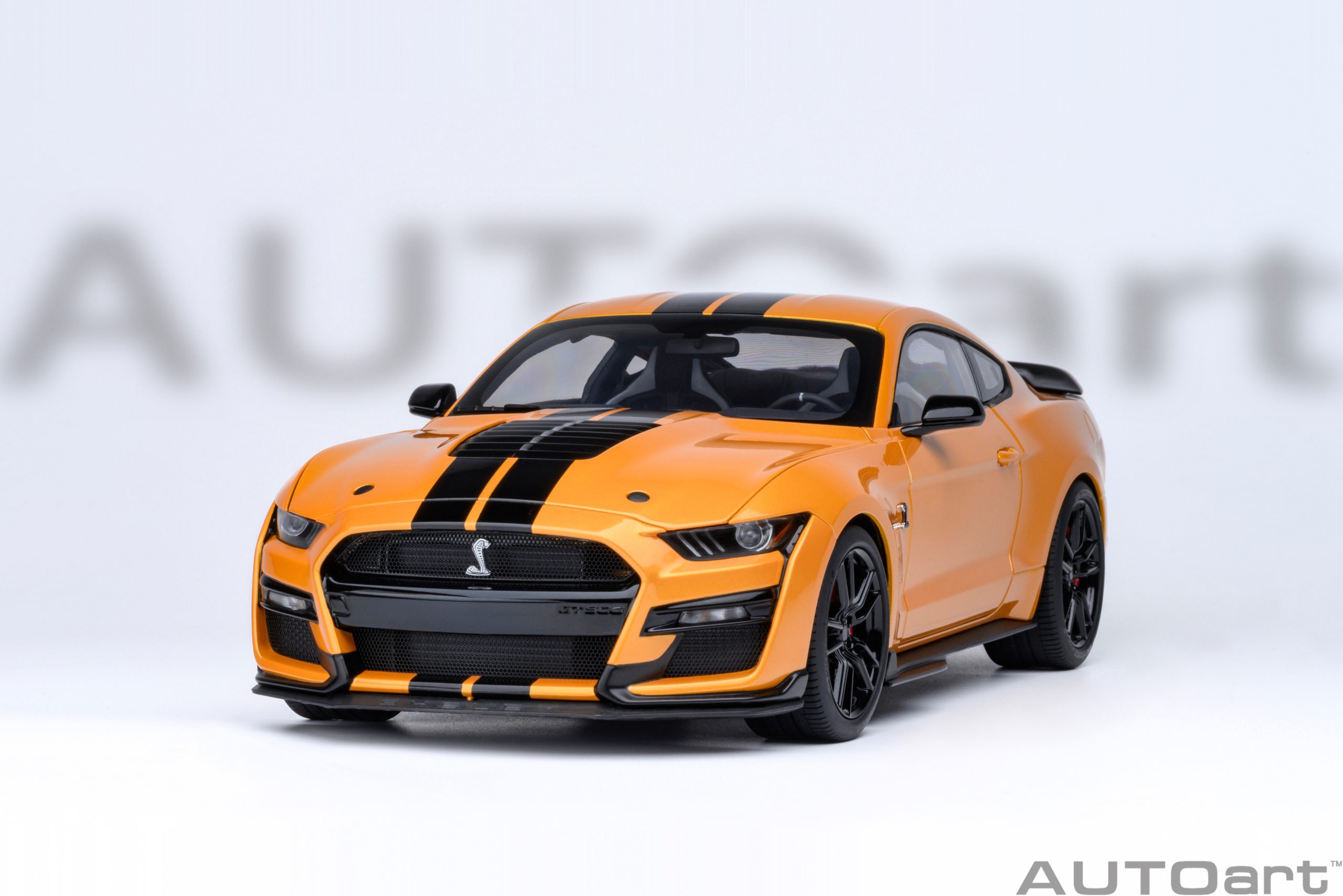 AUTOart Ford Mustang Shelby GT500 1:18 - Cyber Orange - Image 19