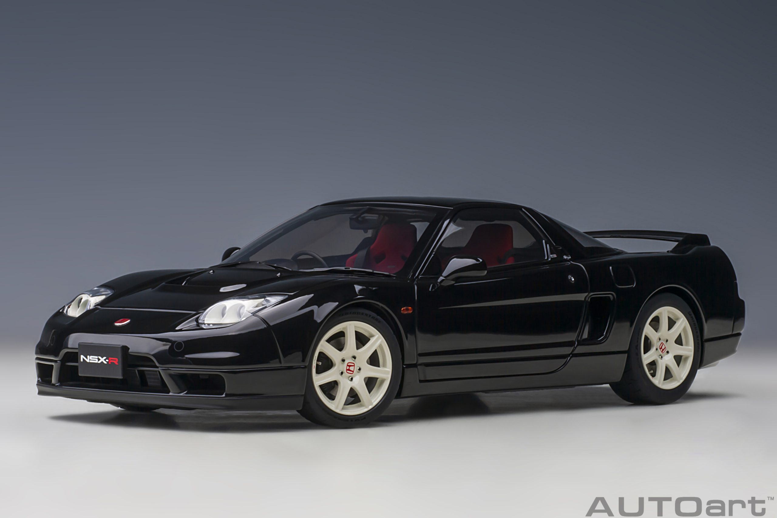 AUTOart Honda NSX-R (NA2) 2019 1:18 - Berlina Black