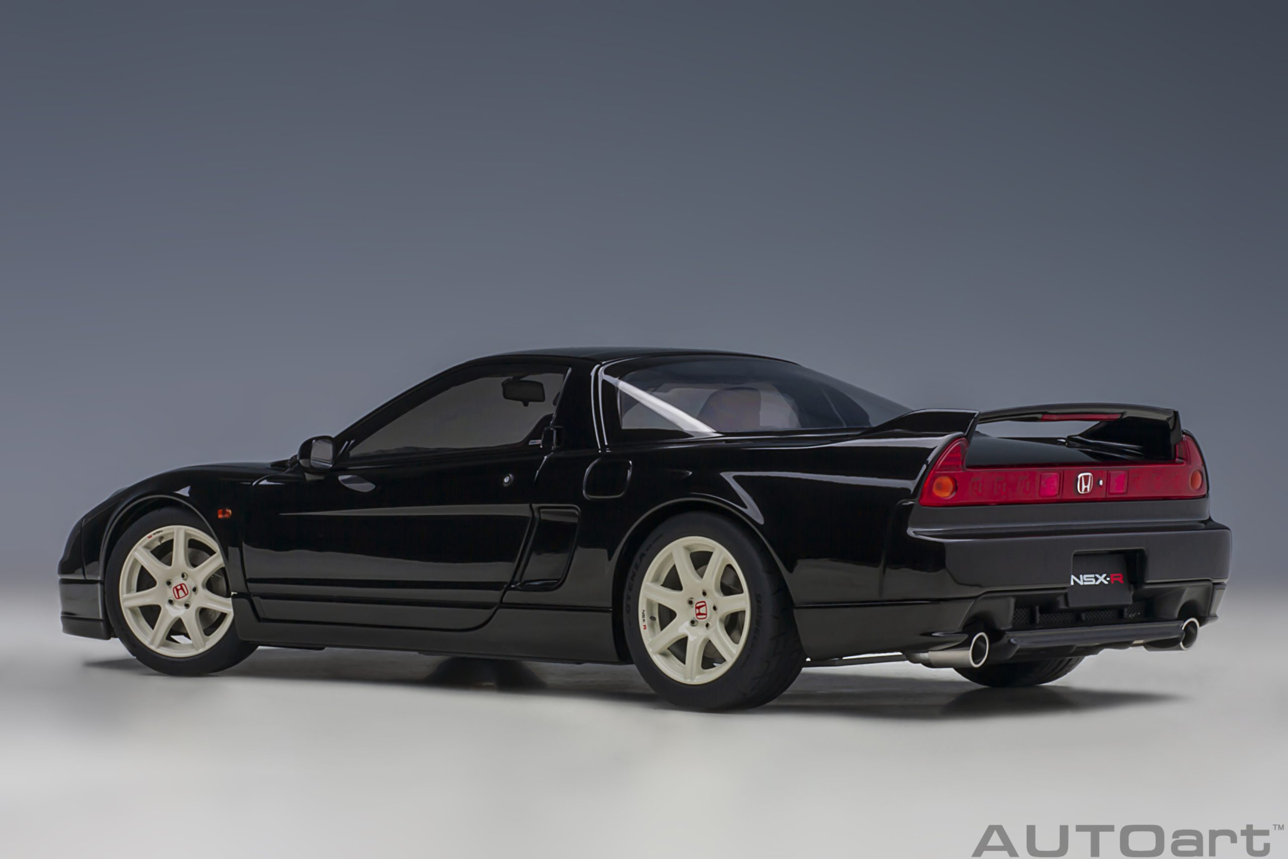 AUTOart Honda NSX-R (NA2) 2019 1:18 - Berlina Black - Immagine 2