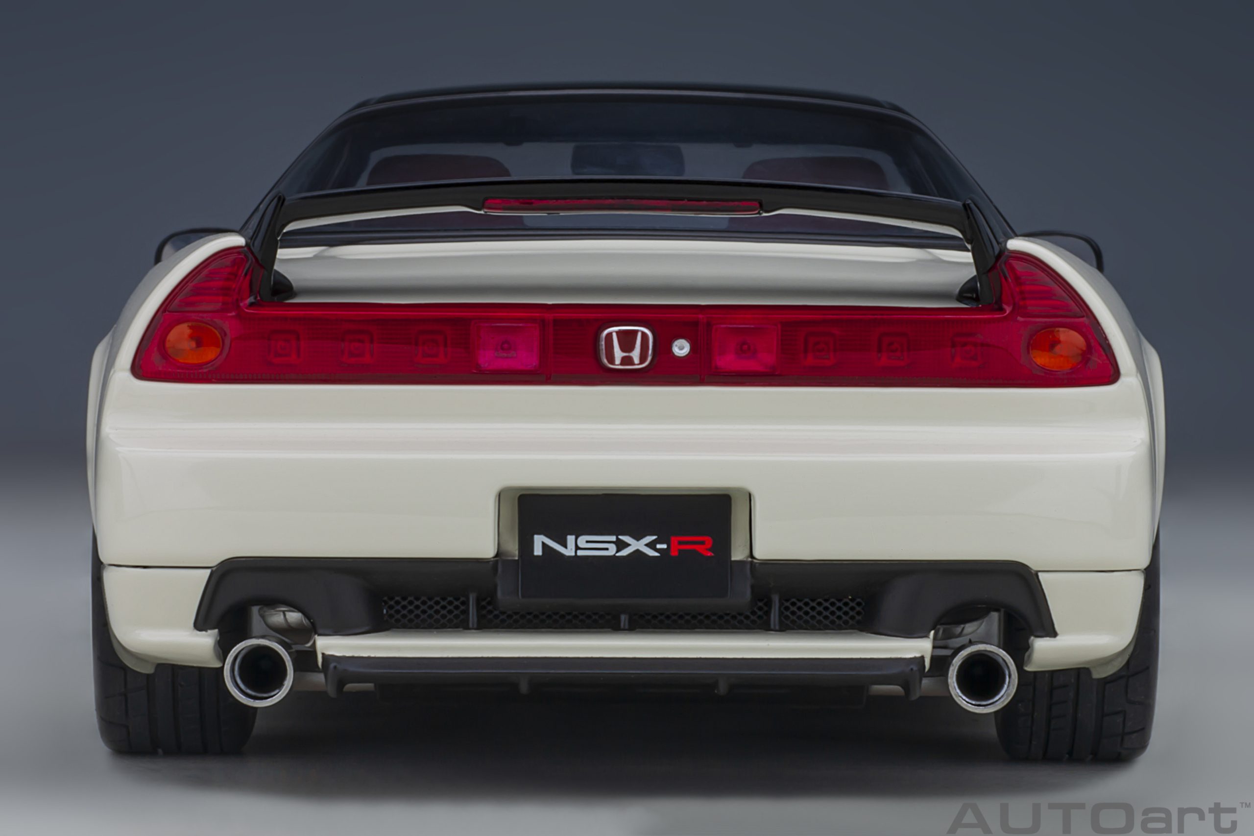 AUTOart Honda NSX-R (NA2) 2019 1:18 - Championship White - Immagine 6