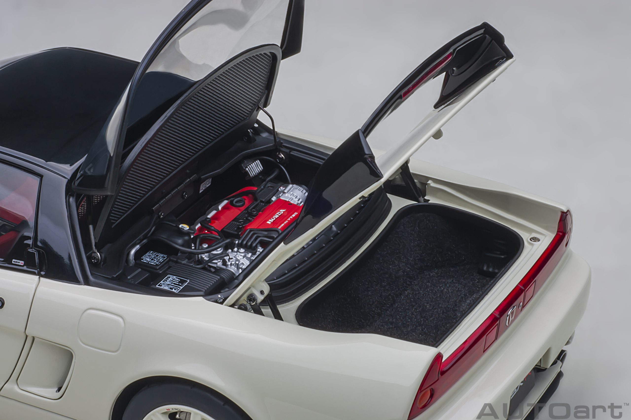 AUTOart Honda NSX-R (NA2) 2019 1:18 - Championship White - Immagine 12
