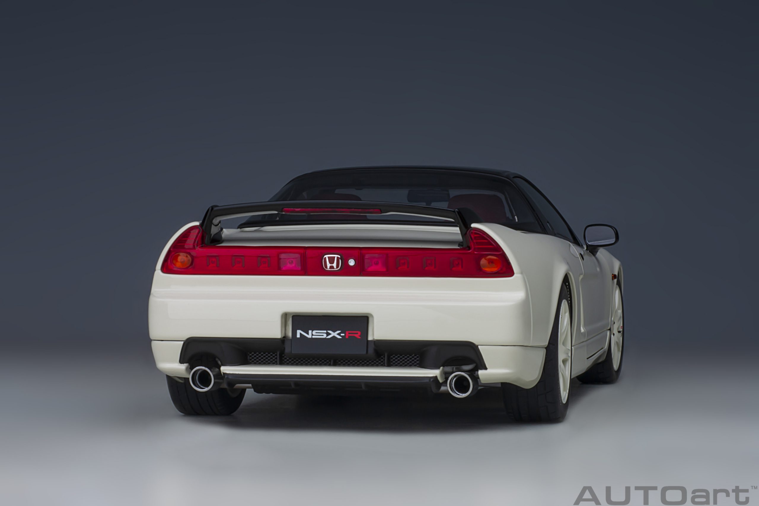 AUTOart Honda NSX-R (NA2) 2019 1:18 - Championship White - Immagine 19