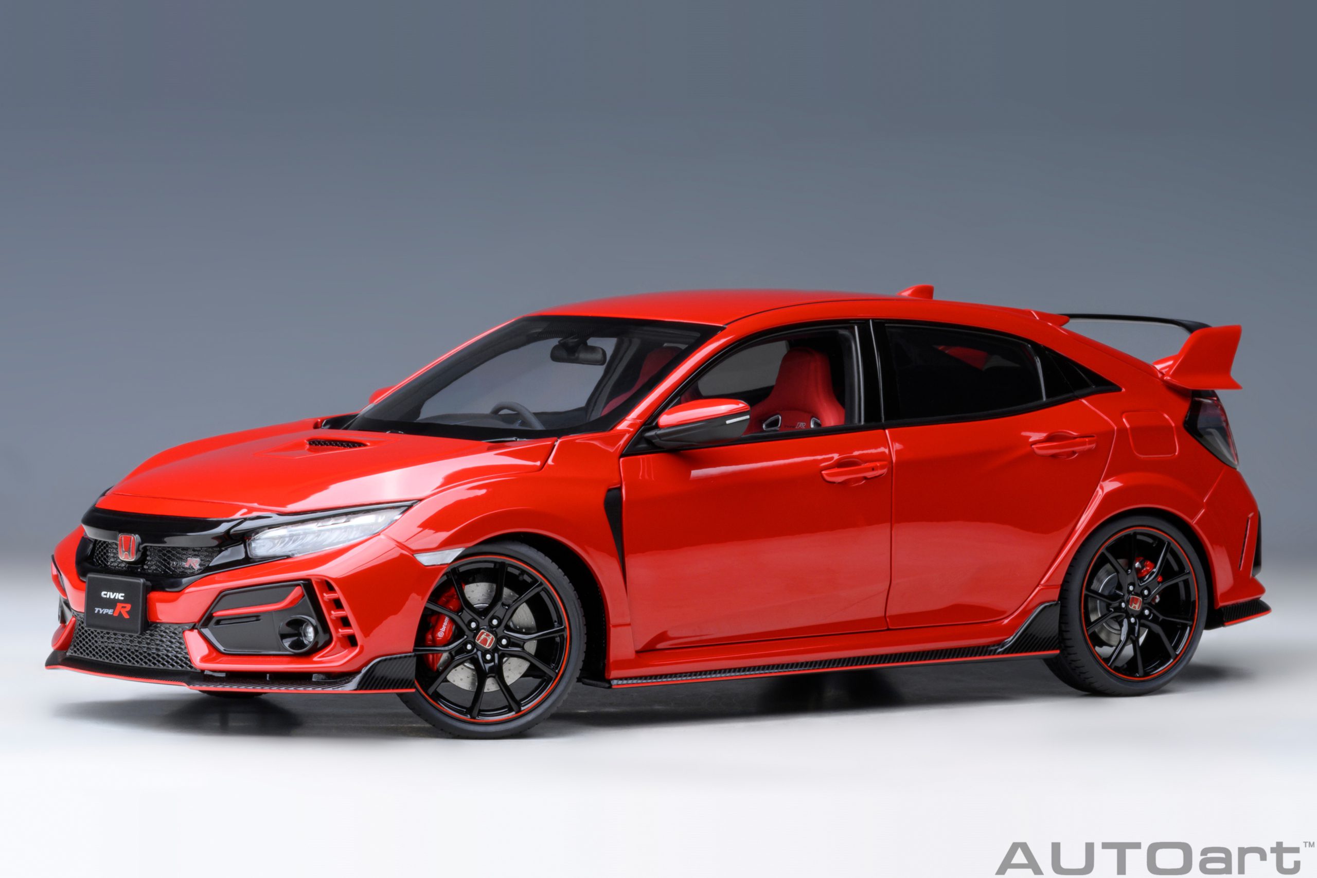 AUTOart Honda Civic Type R (FK 8) 2021 1:18 - Rouge Flamme