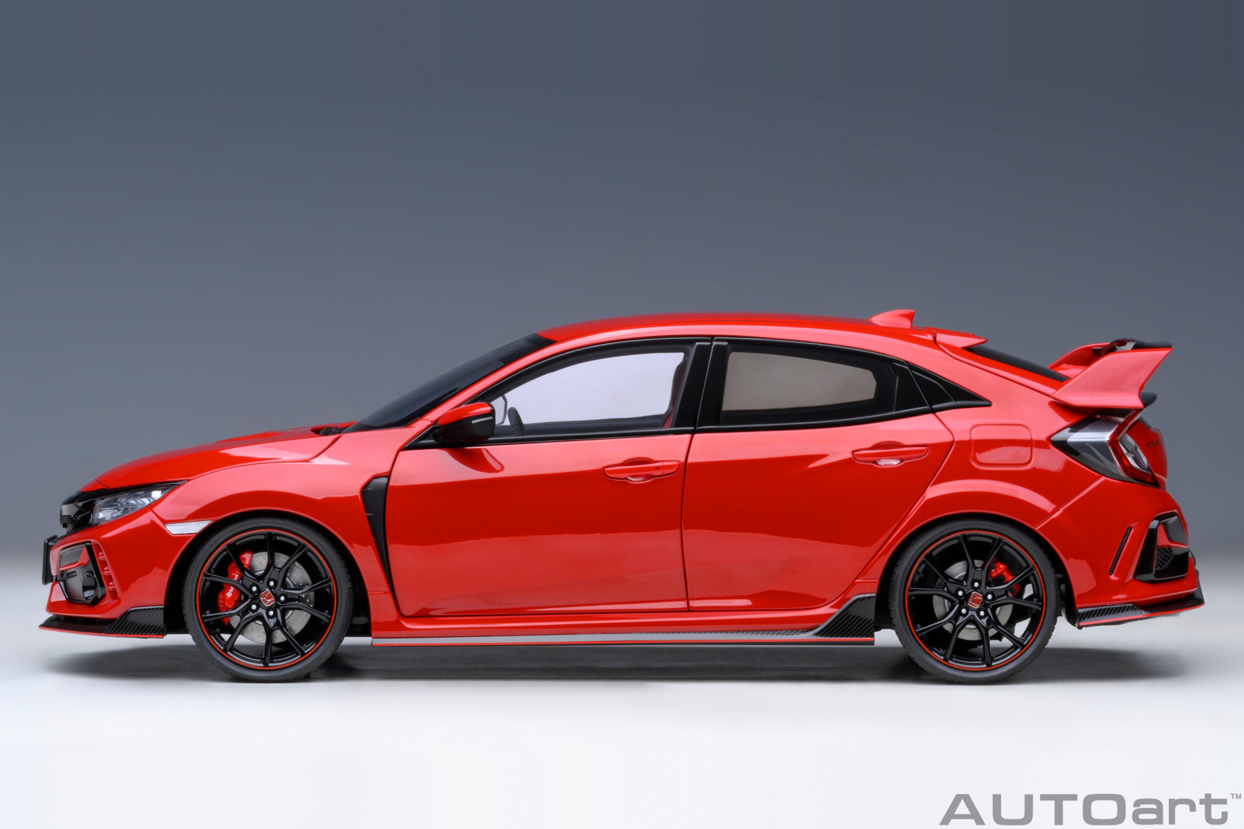 AUTOart Honda Civic Type R (FK 8) 2021 1:18 - Flame Red - Image 3