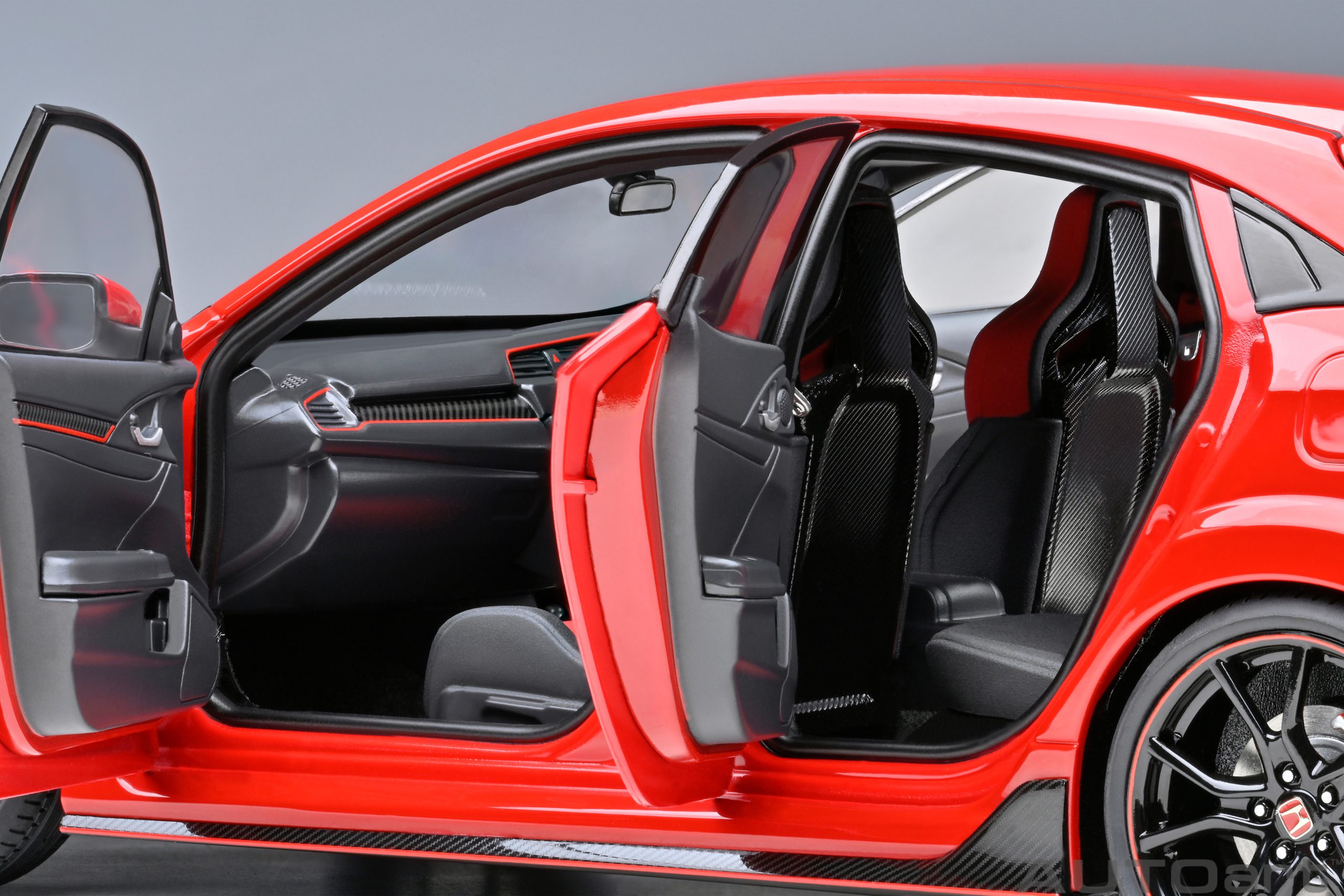 AUTOart Honda Civic Type R (FK 8) 2021 1:18 - Flame Red - Image 9