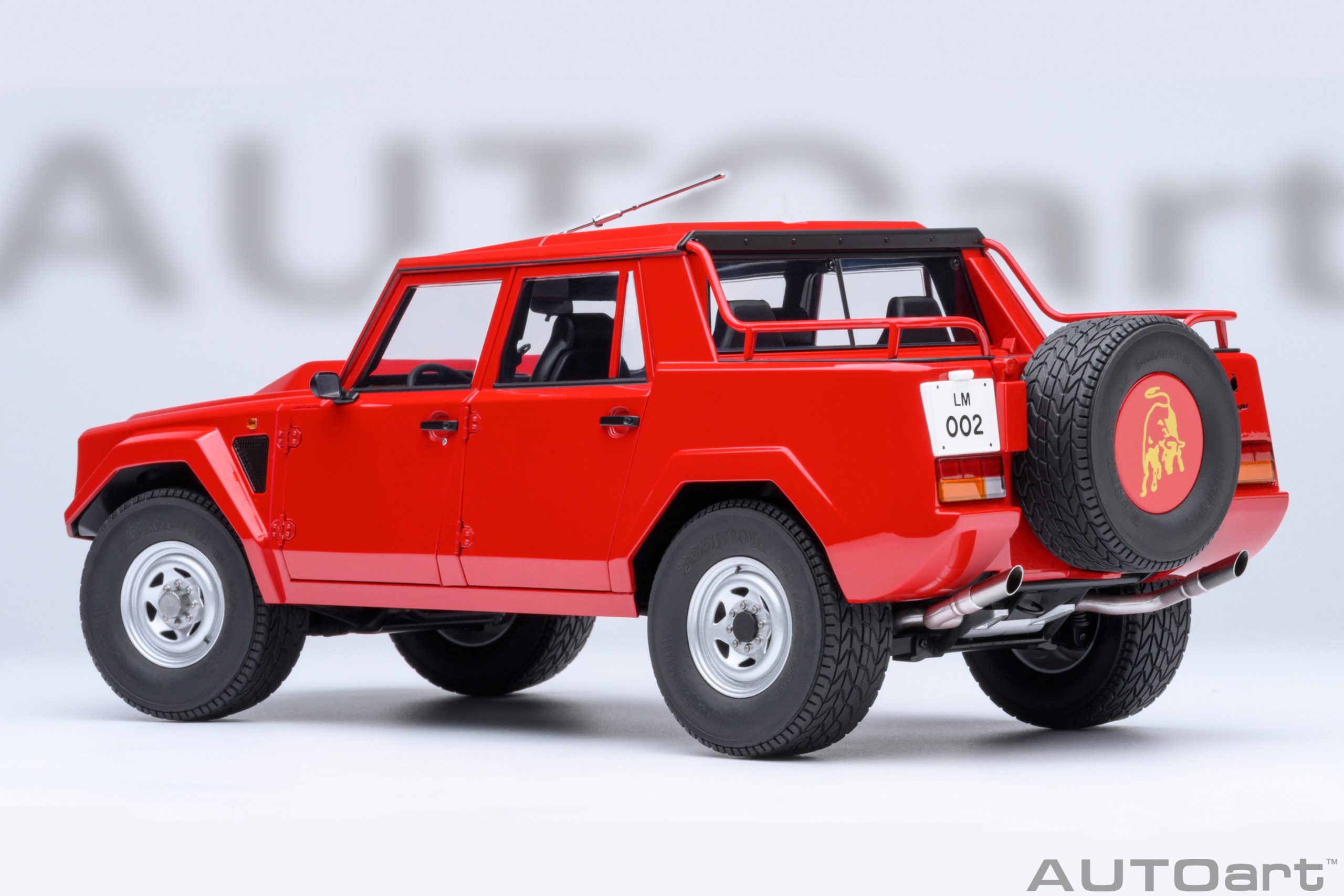 AUTOart Lamborghini LM002 1:18 - Seville Red - Imagen 2