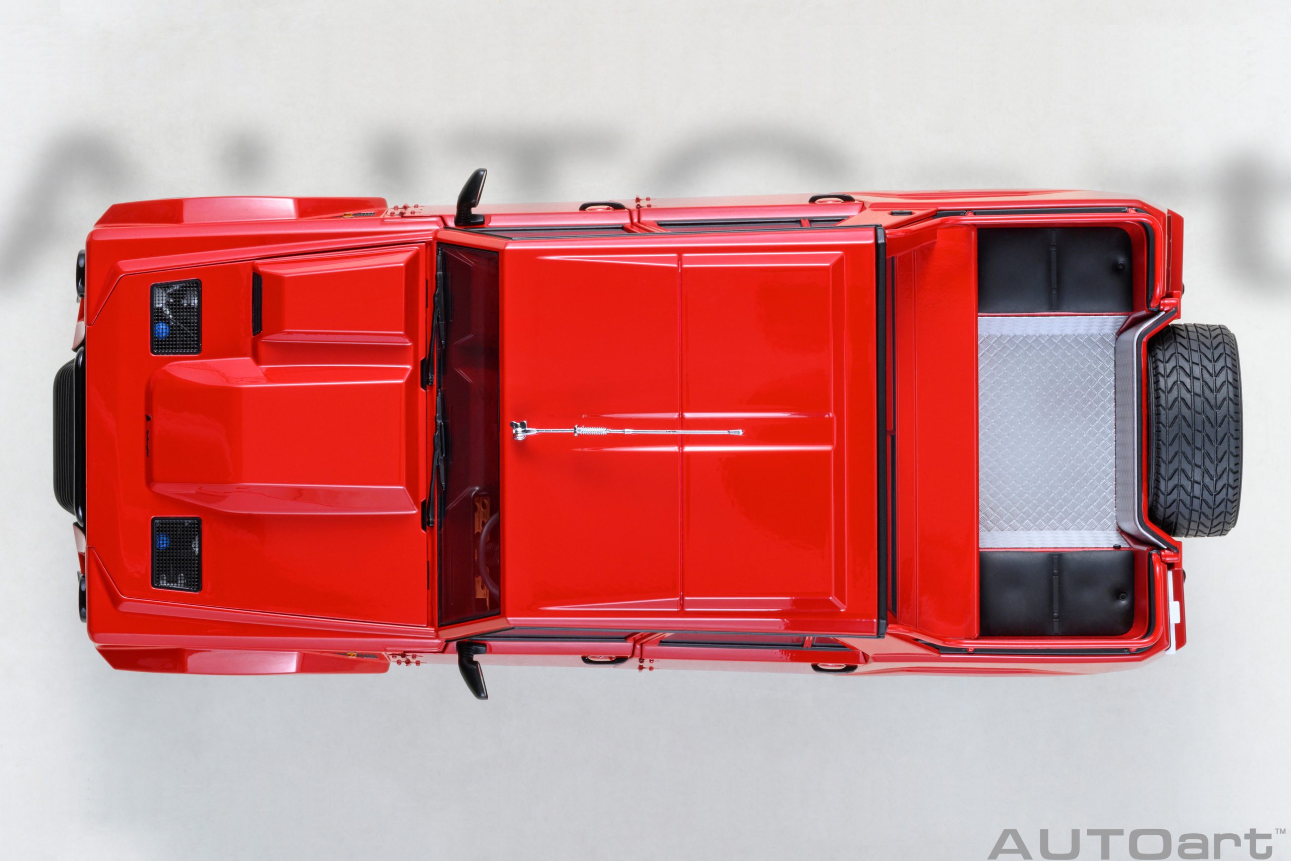 AUTOart Lamborghini LM002 1:18 - Seville Red - Imagen 7