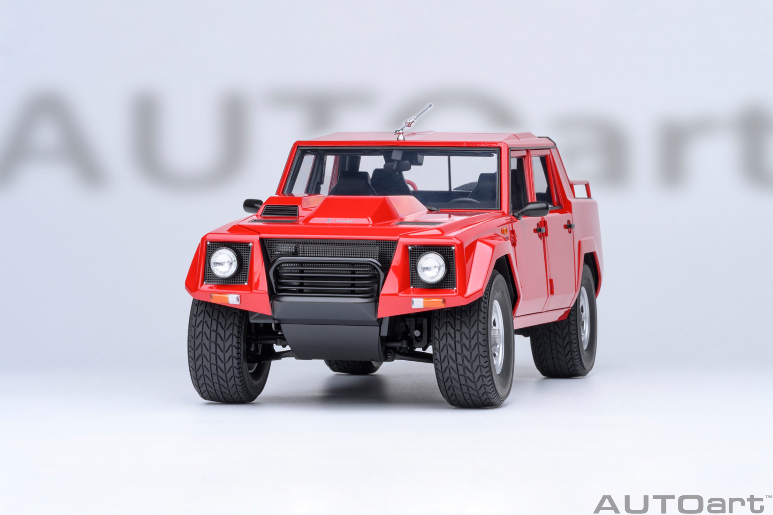 AUTOart Lamborghini LM002 1:18 - Seville Red - Imagen 19