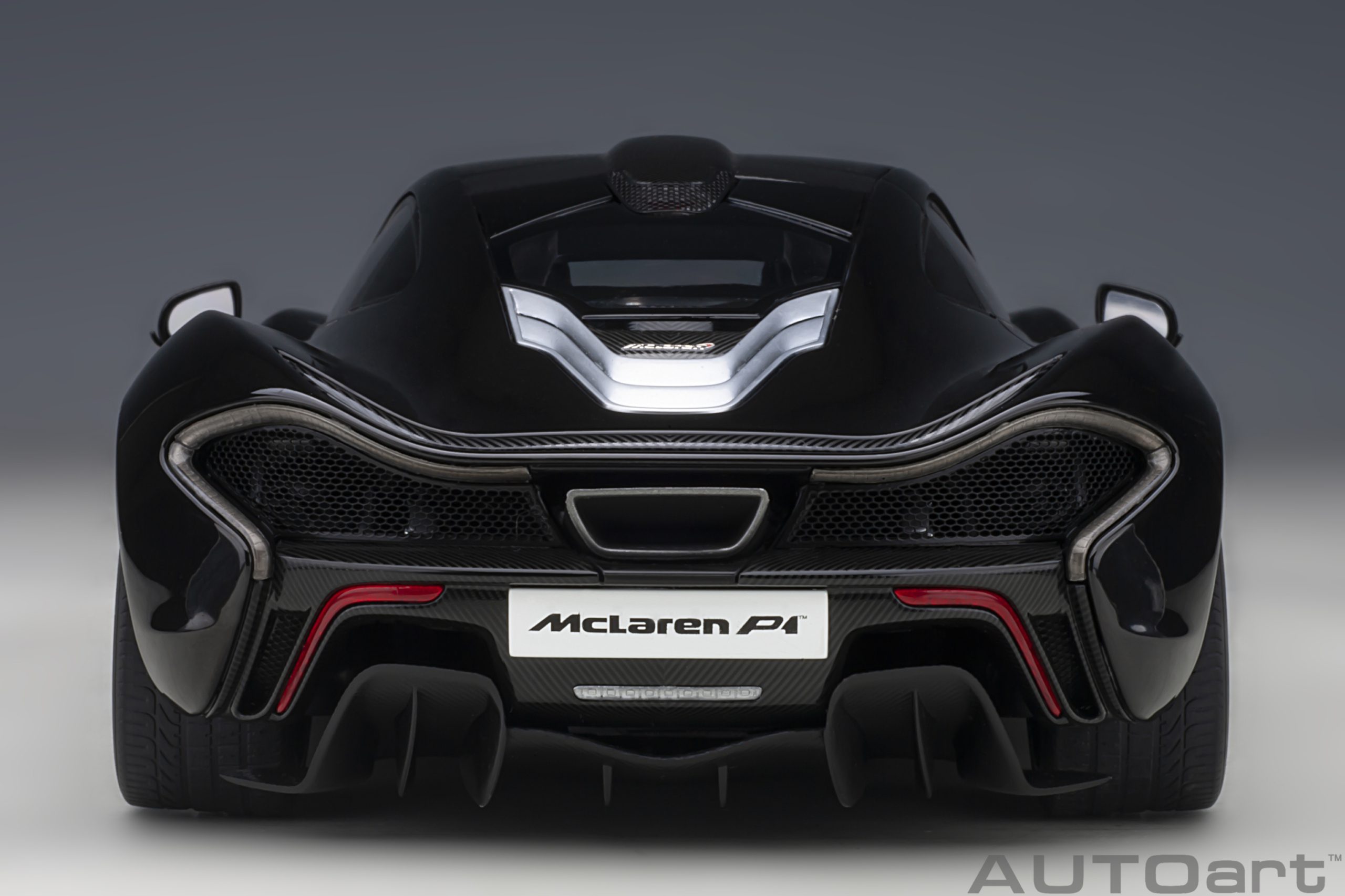 AUTOart McLaren P1 2013 1:18 - Fire Black - Imagen 6