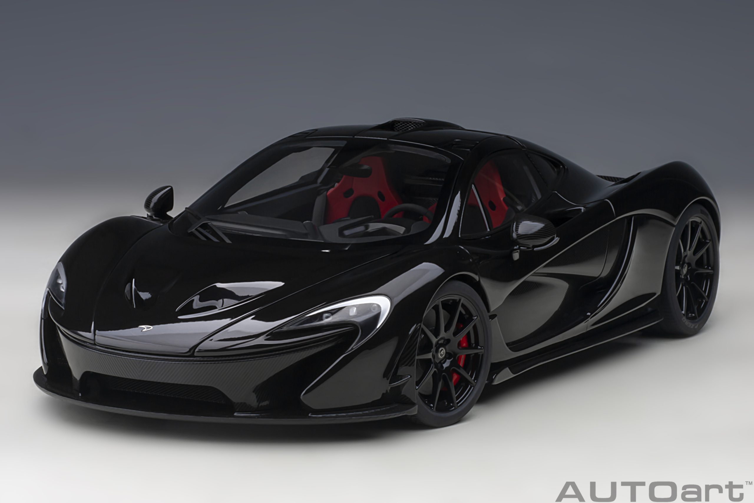 AUTOart McLaren P1 2013 1:18 - Fire Black - Imagen 20
