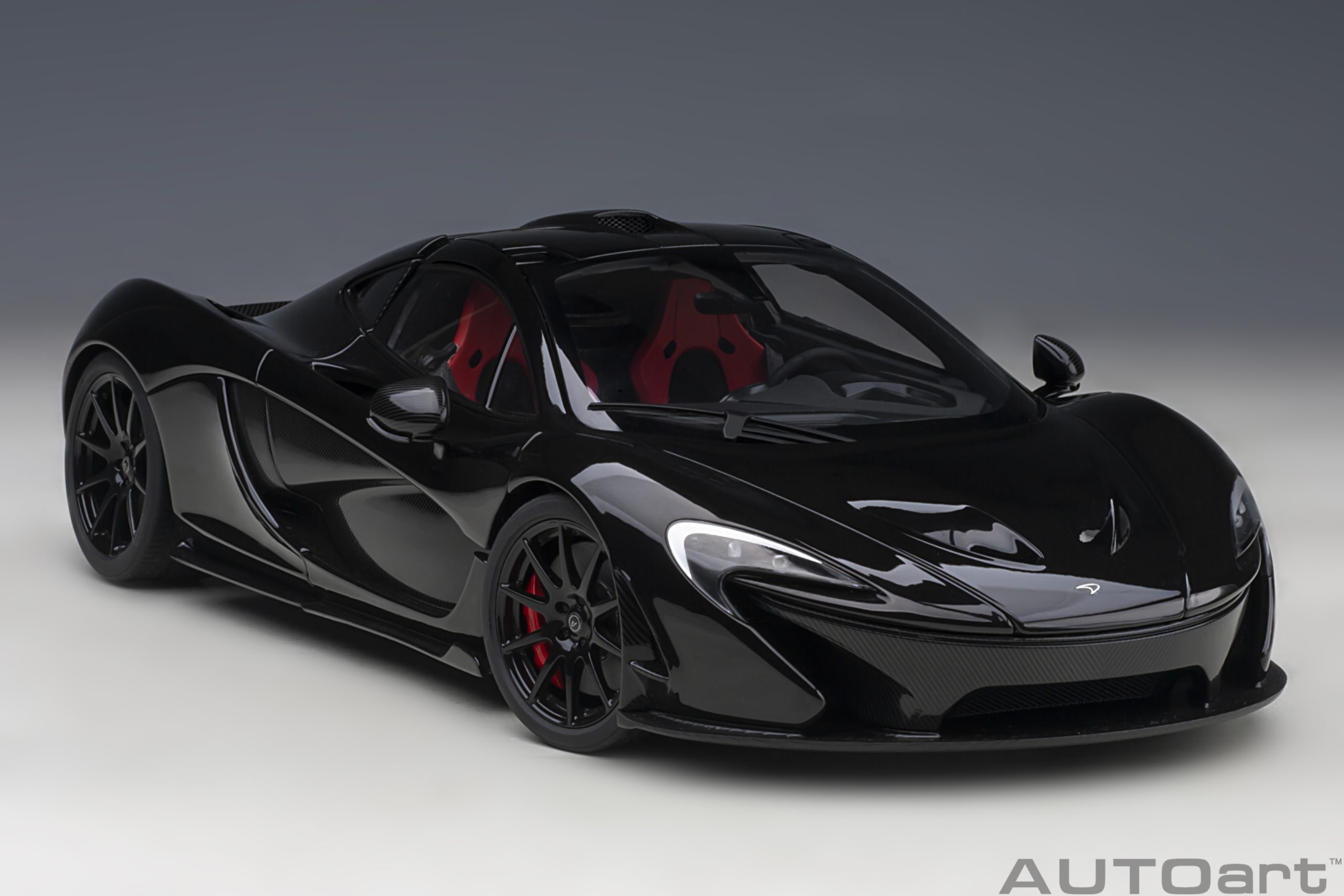 AUTOart McLaren P1 2013 1:18 - Fire Black - Imagen 21
