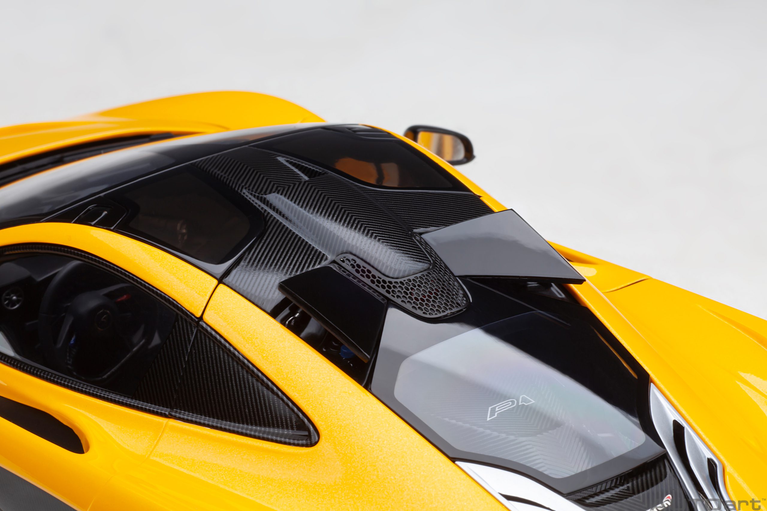 AUTOart McLaren P1 2013 1:18 - Volcano Yellow - Immagine 15