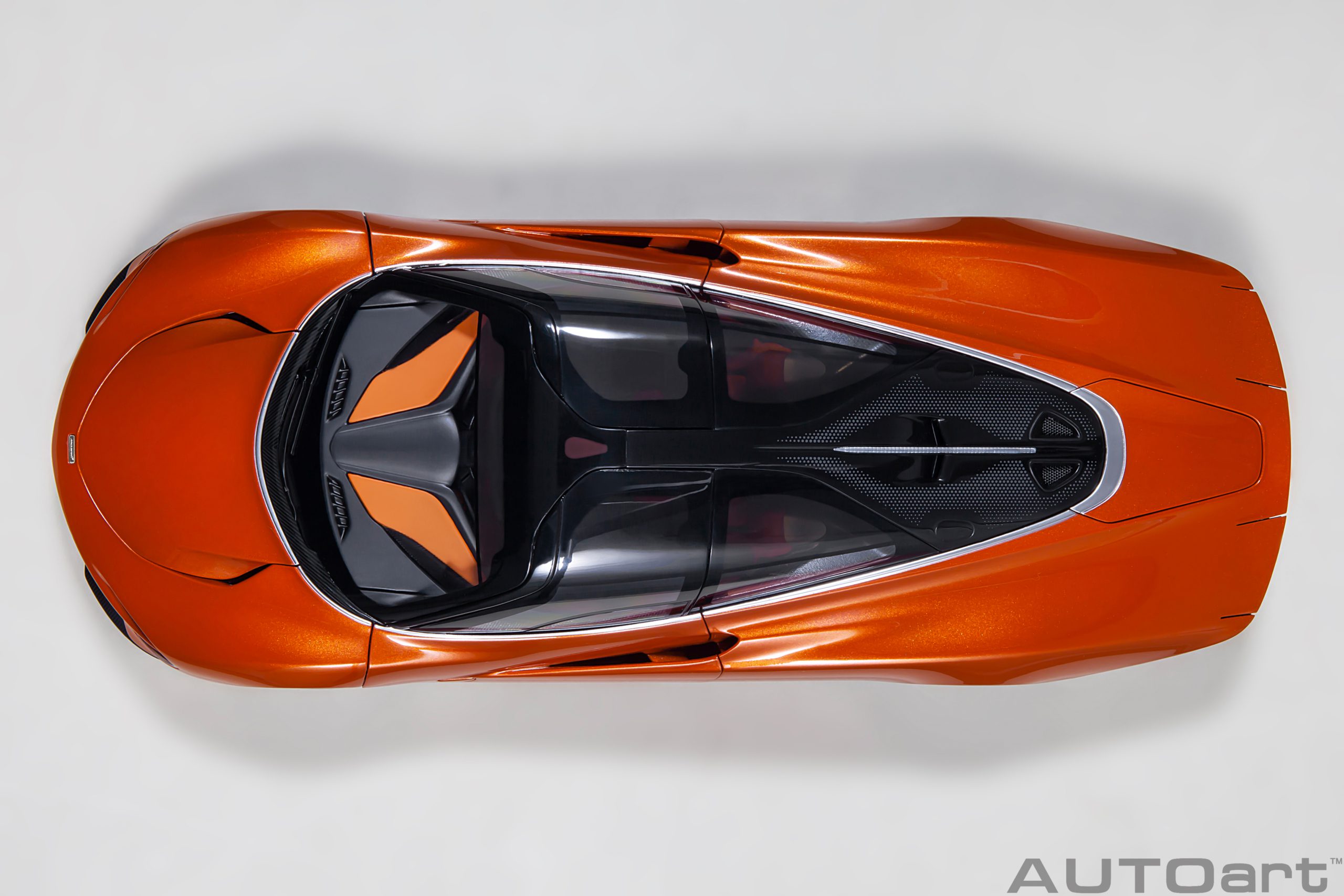 AUTOart McLaren Speedtail 1:18 - Volcano Orange - Image 7