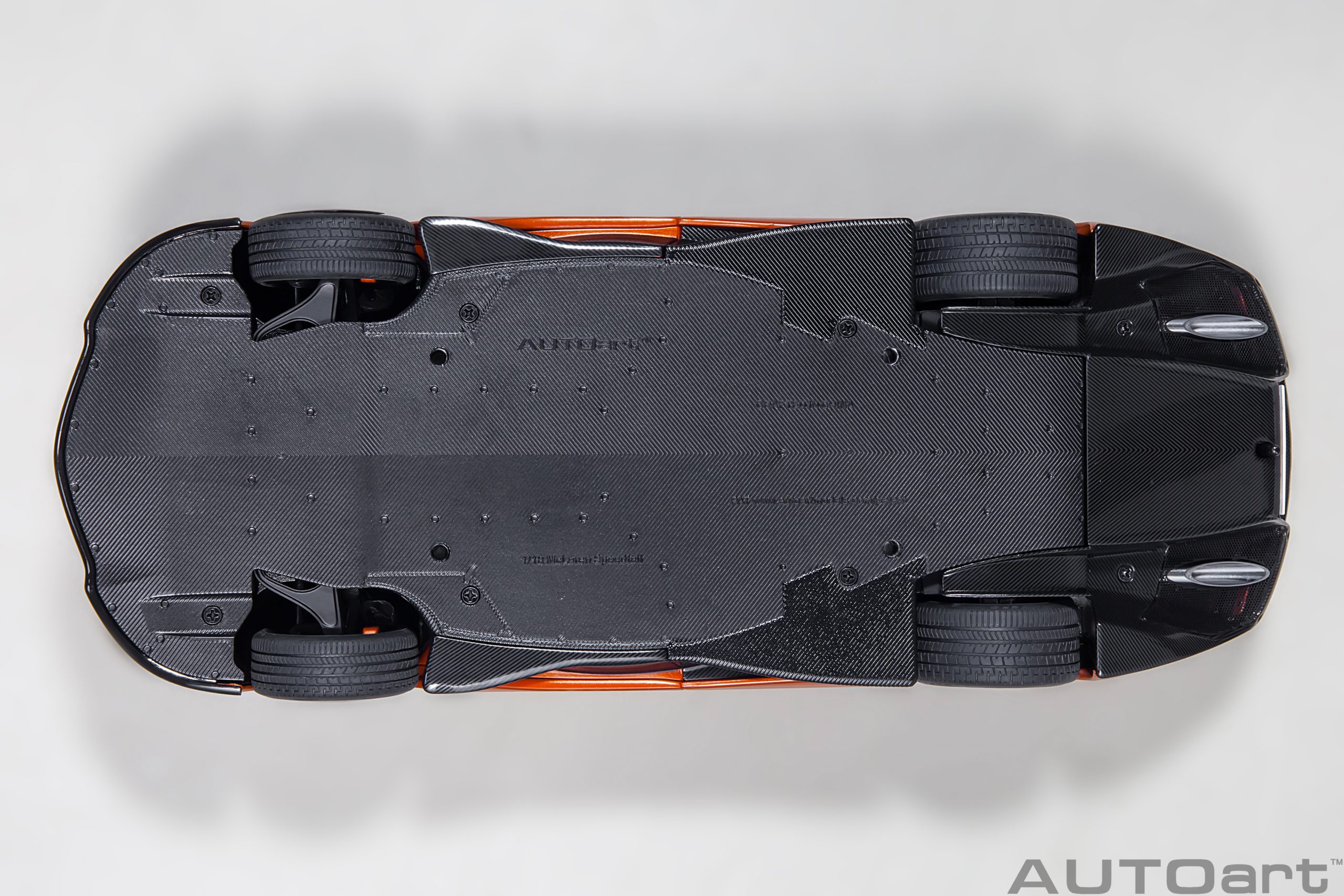AUTOart McLaren Speedtail 1:18 - Volcano Orange - Image 8