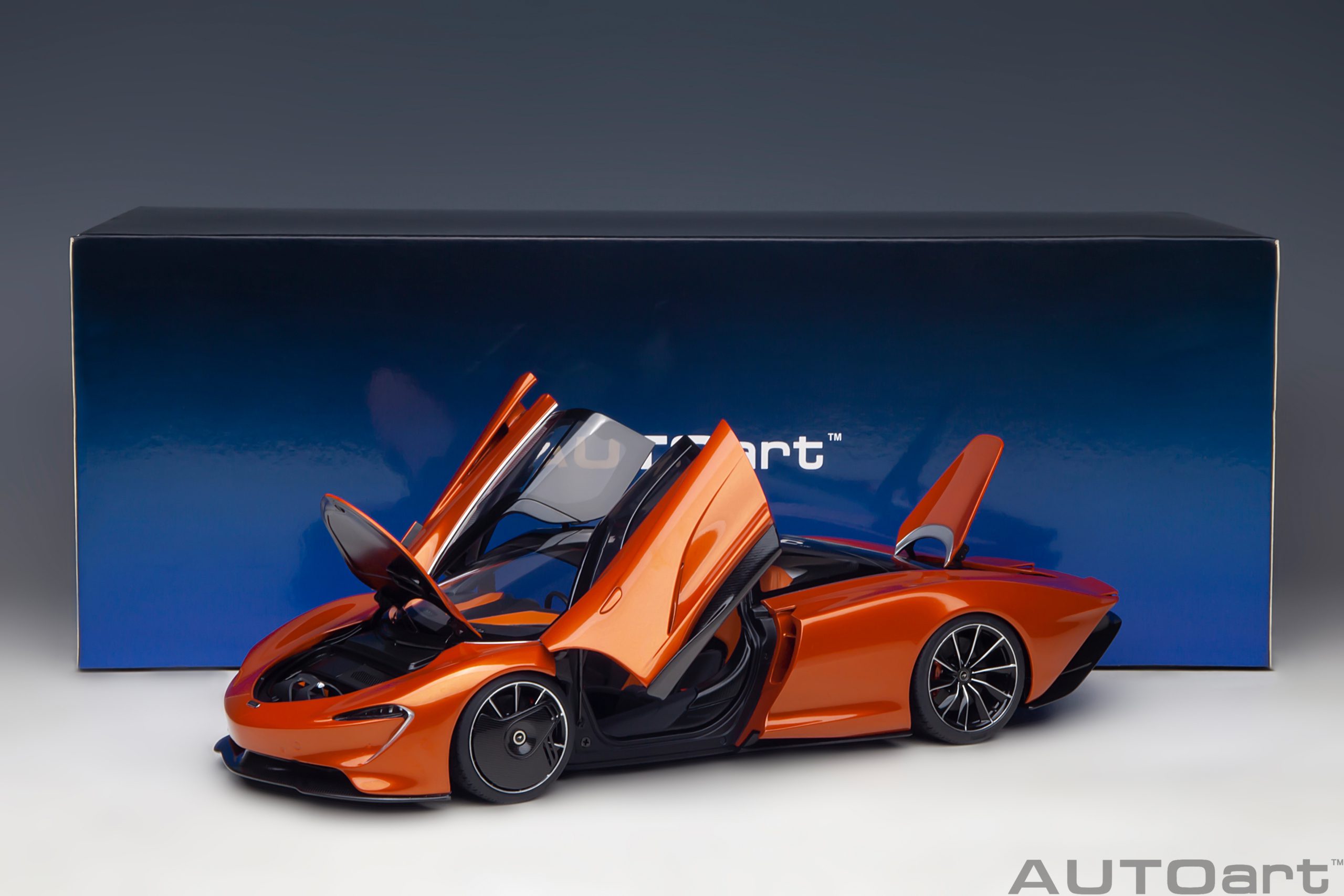 AUTOart McLaren Speedtail 1:18 - Volcano Orange - Image 26