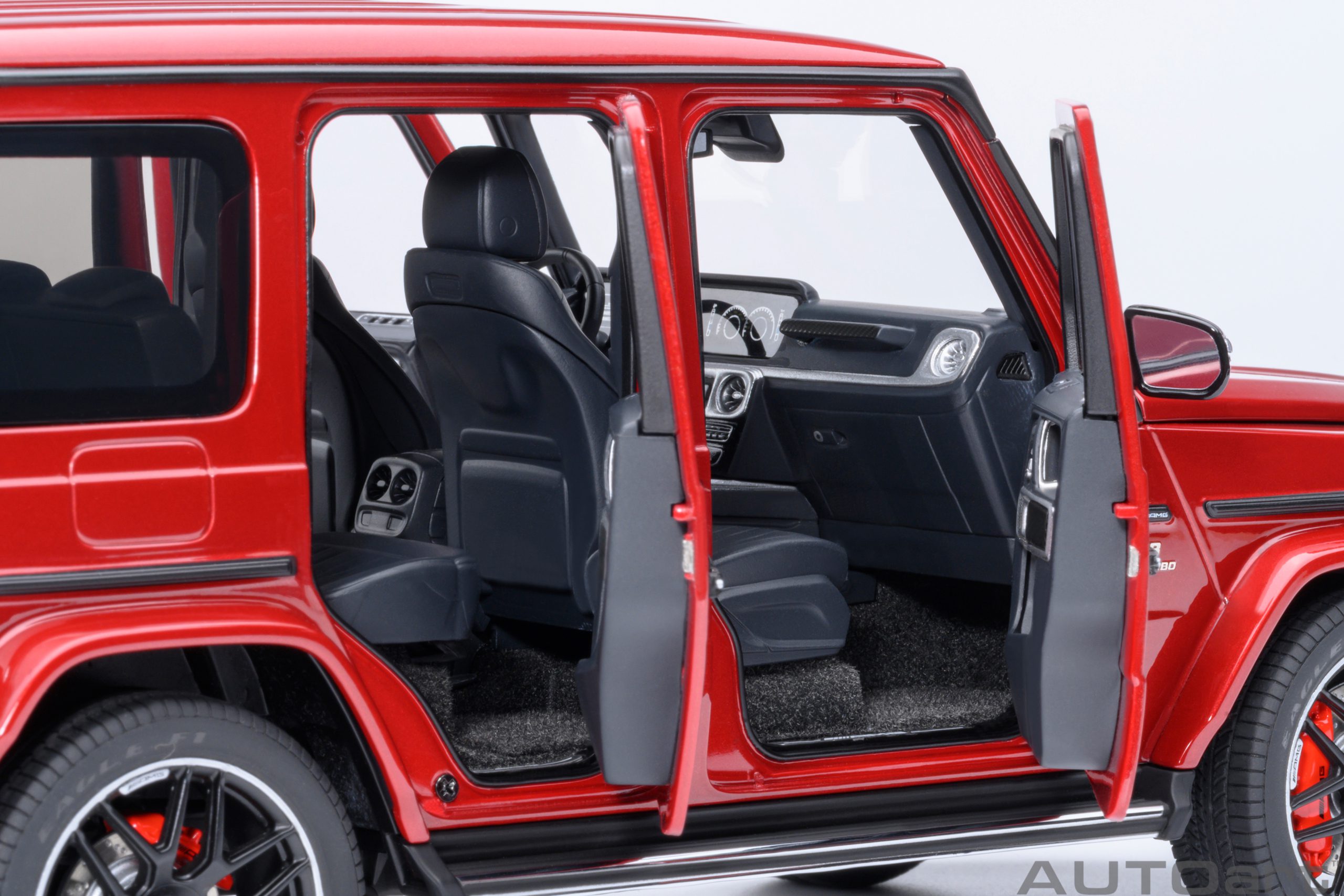 AUTOart Mercedes-AMG G63 2019 1:18 - Designo Cardinal Red Metallic - Image 10